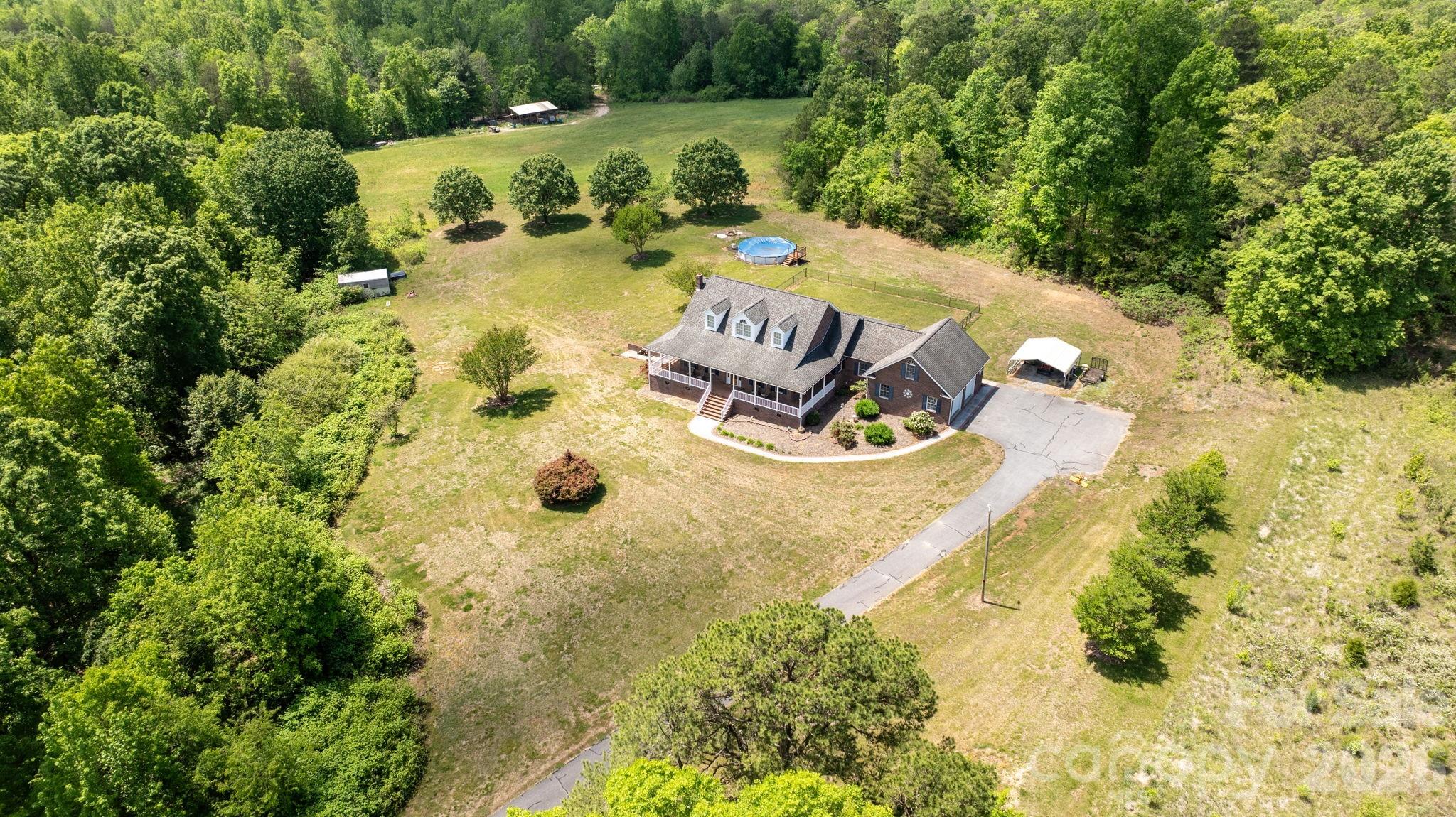 main property photo 44