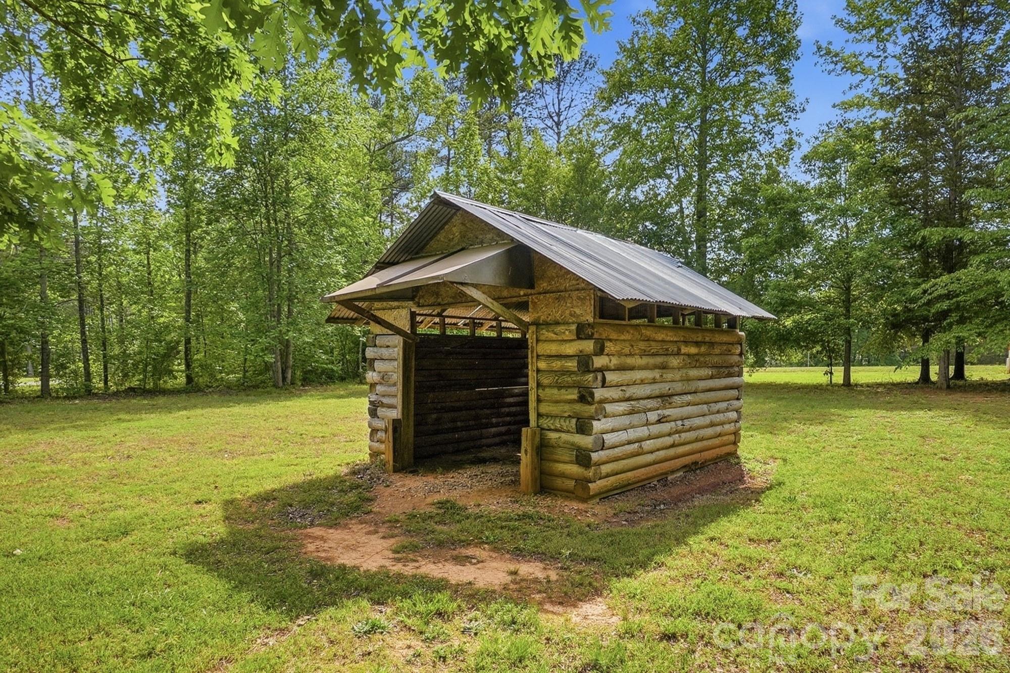 main property photo 43