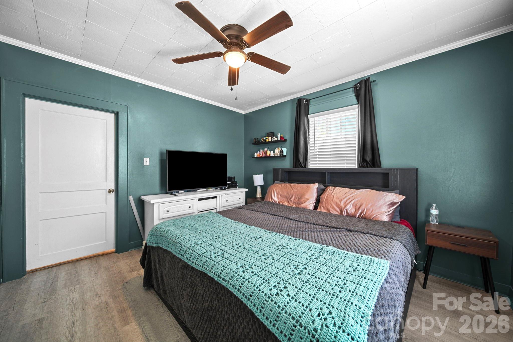 main property photo 15