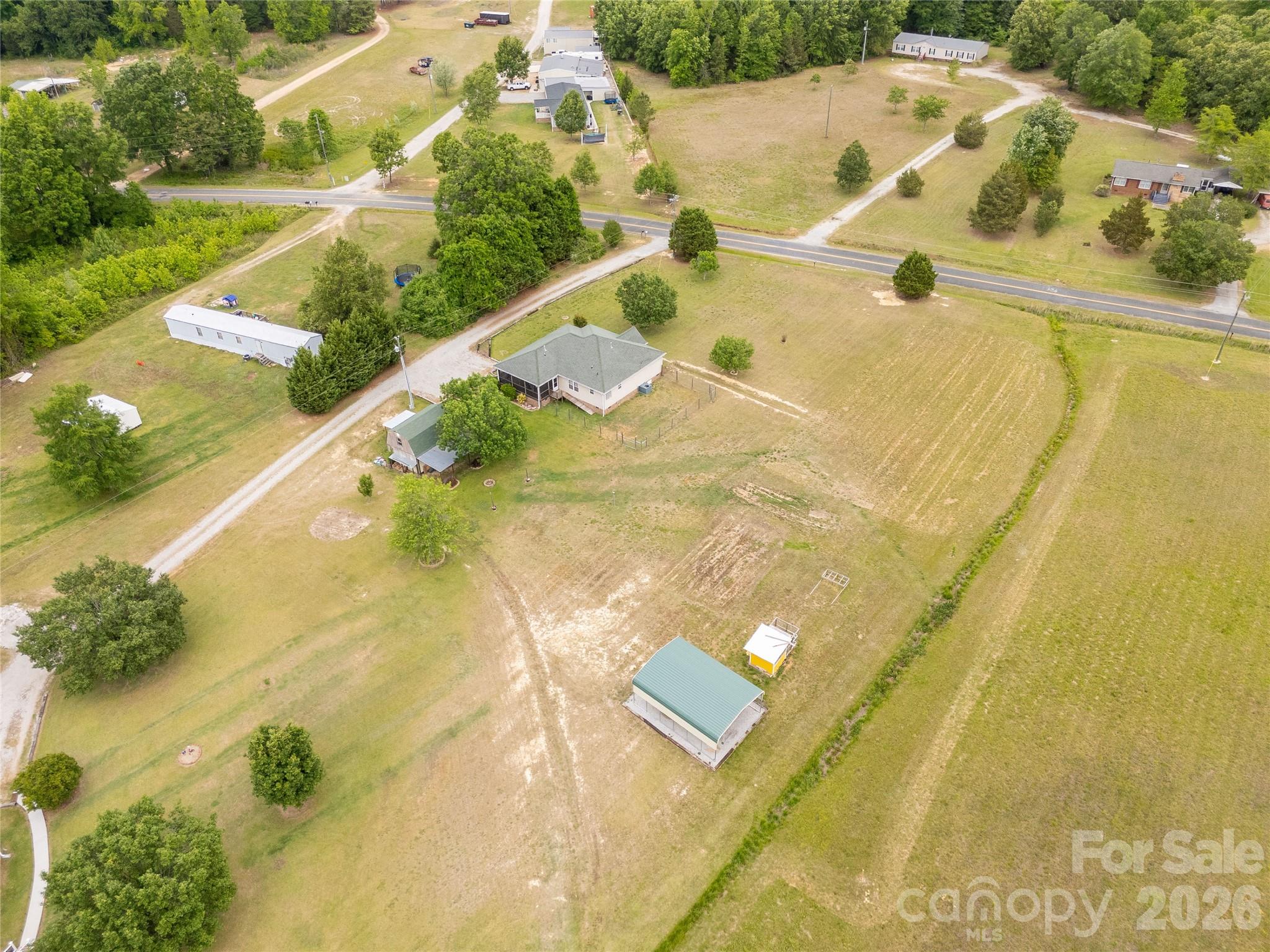 main property photo 34