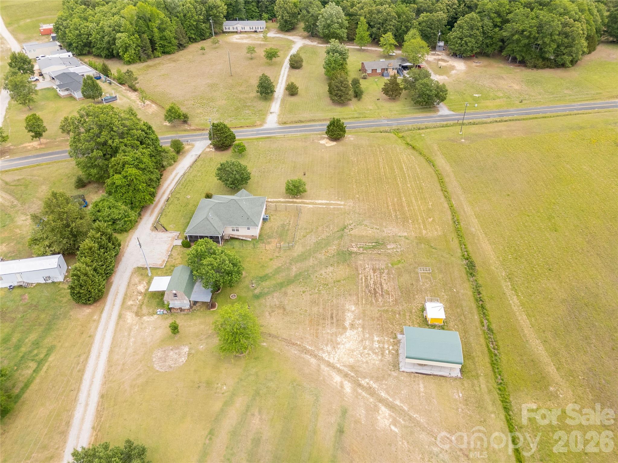 main property photo 35