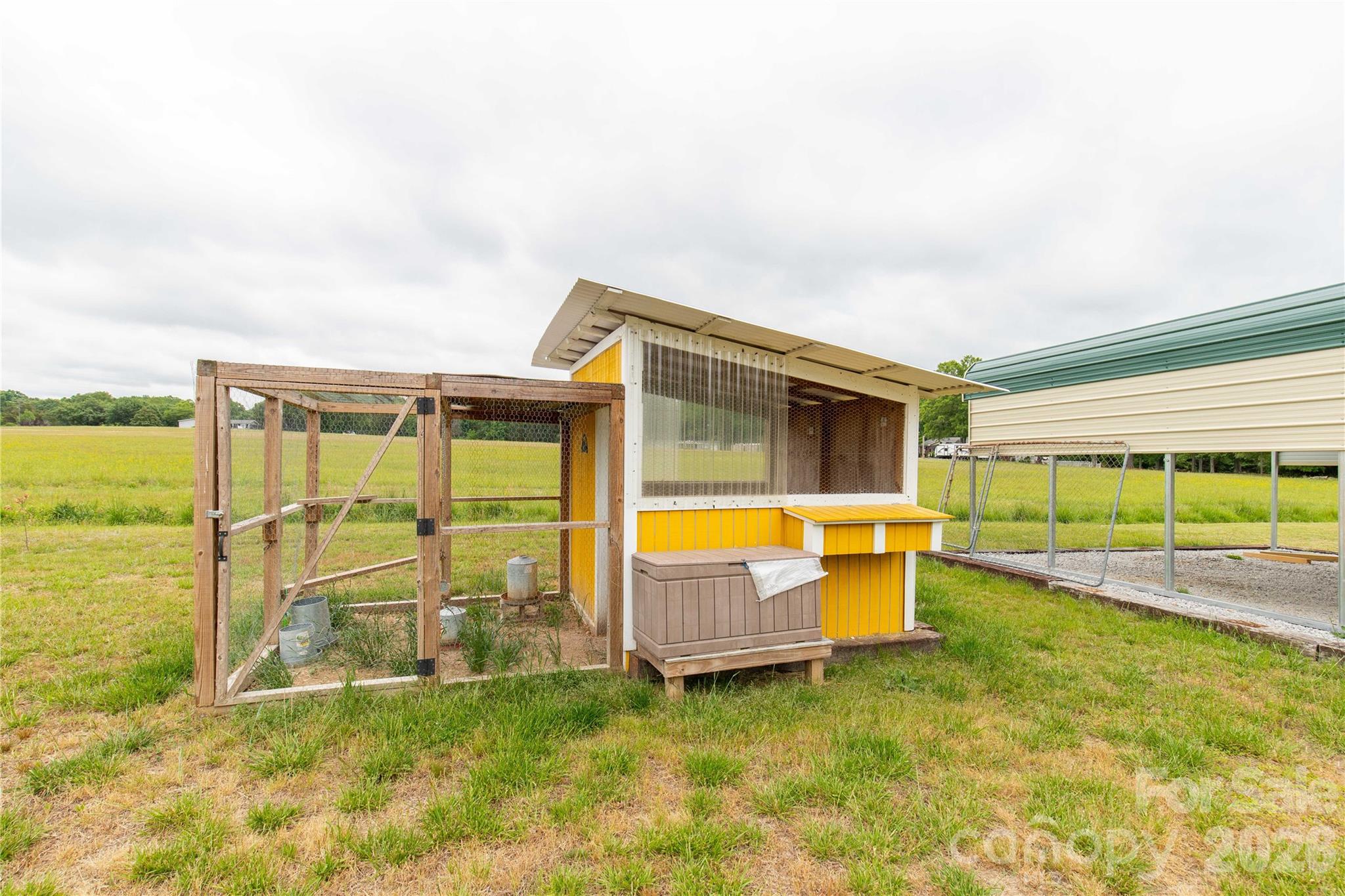 main property photo 45