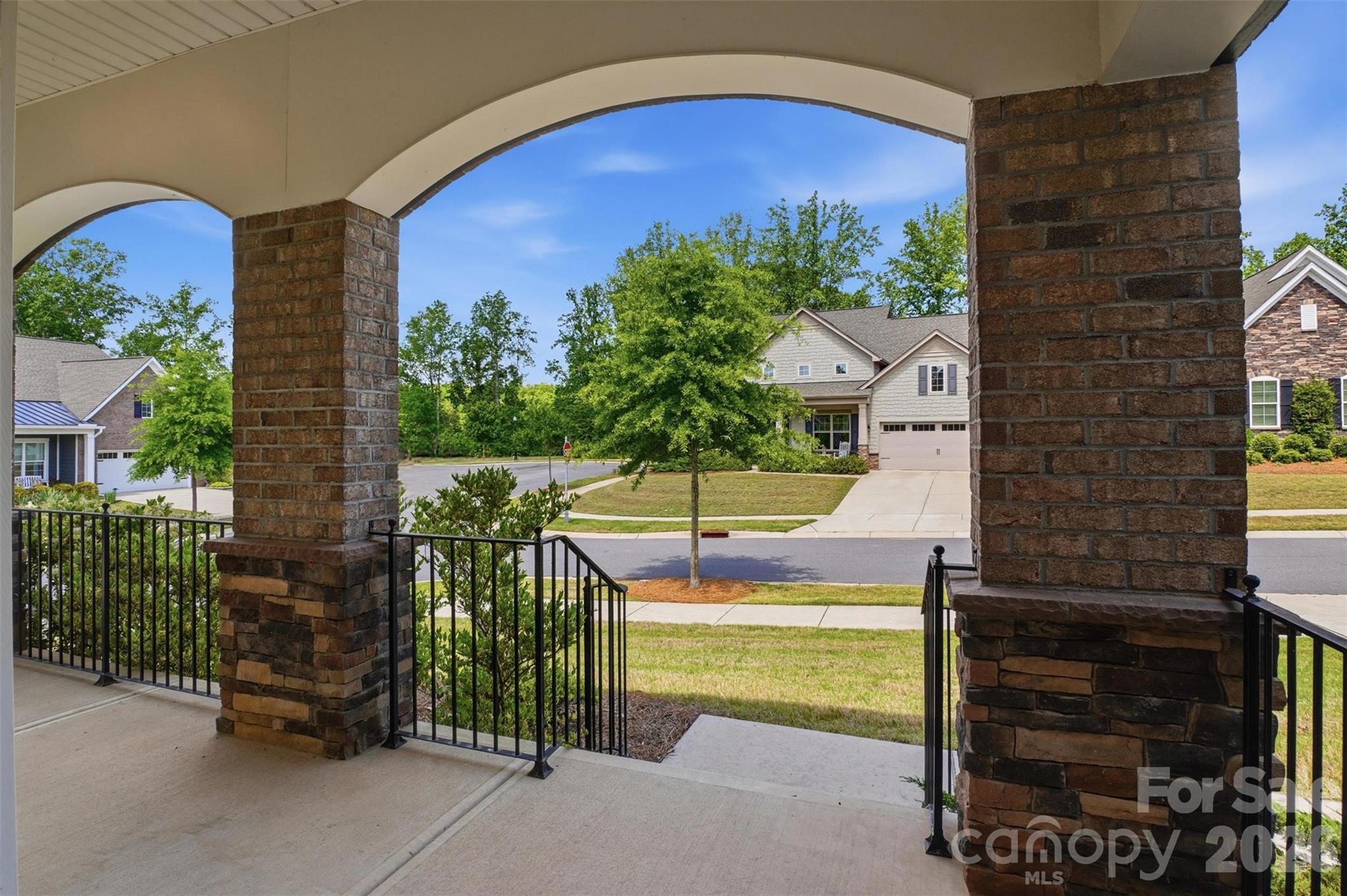 main property photo 10