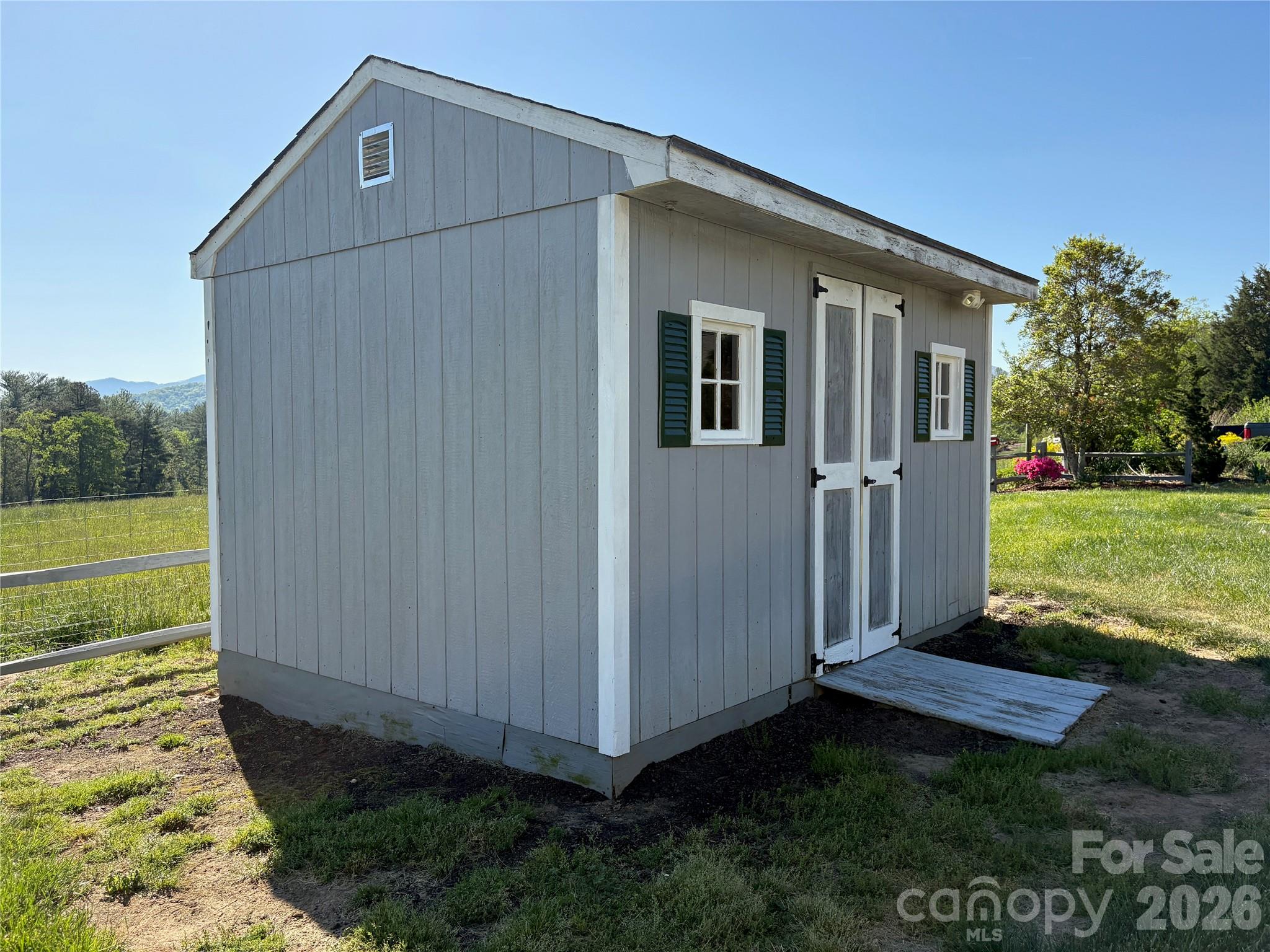 main property photo 37