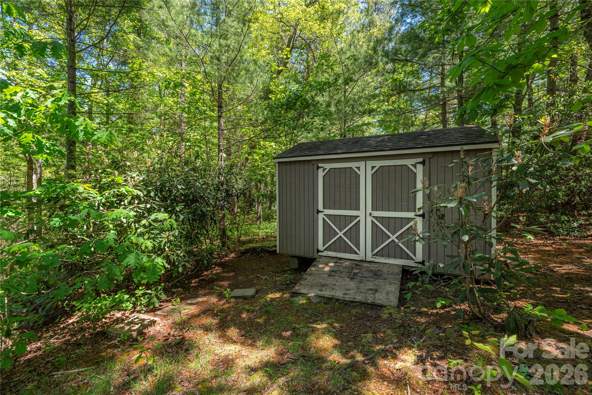 main property photo 34