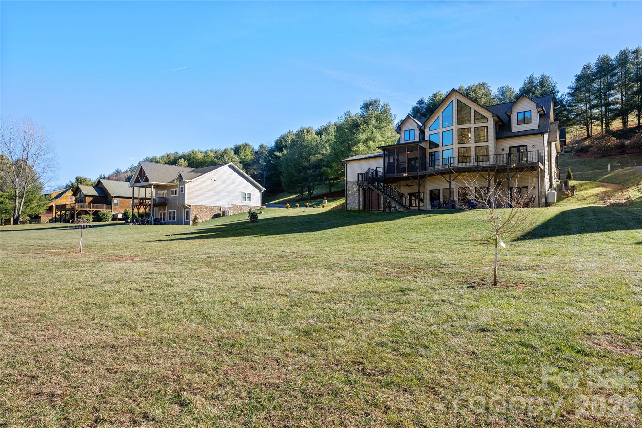 main property photo 41