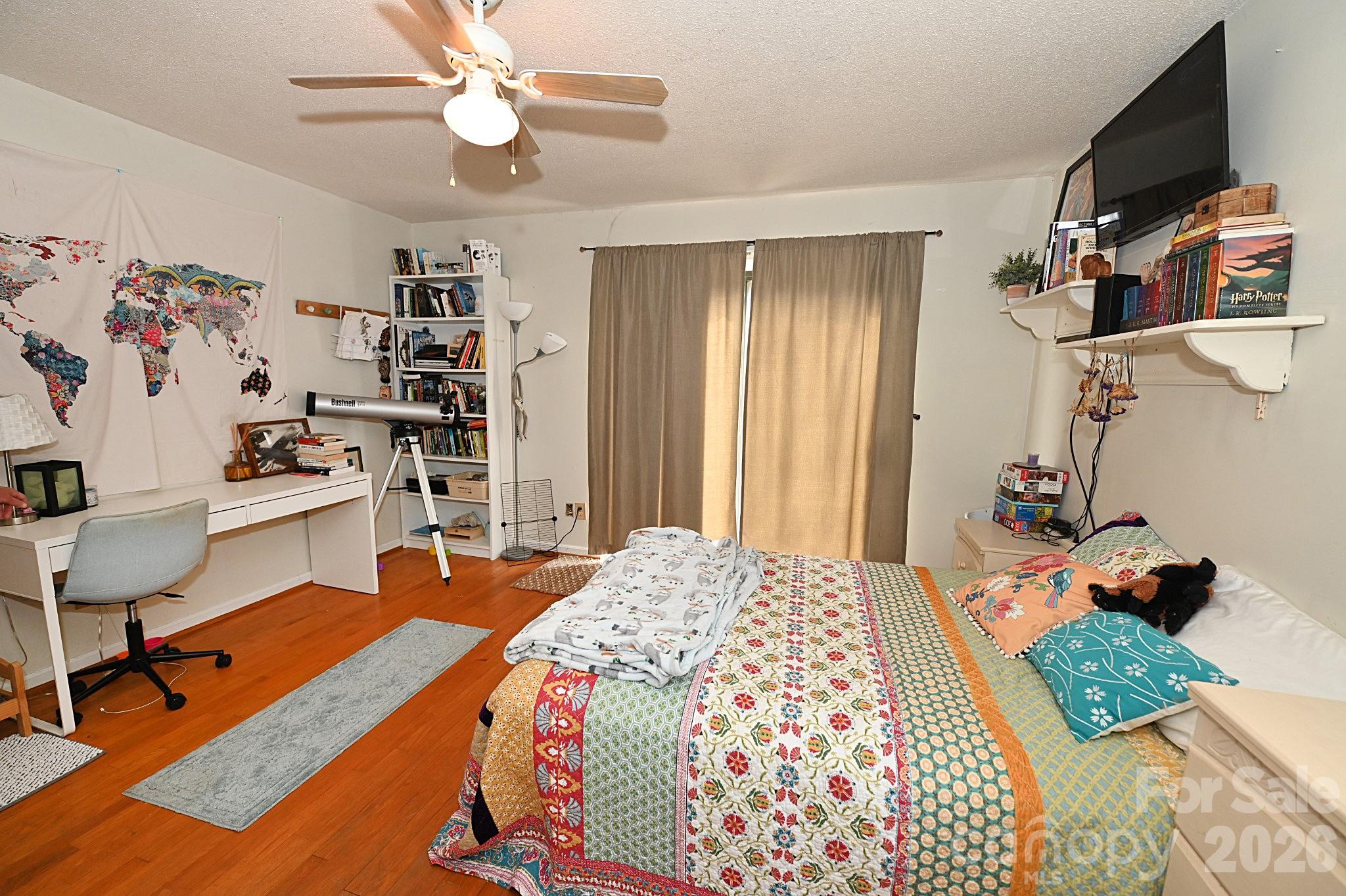 main property photo 21