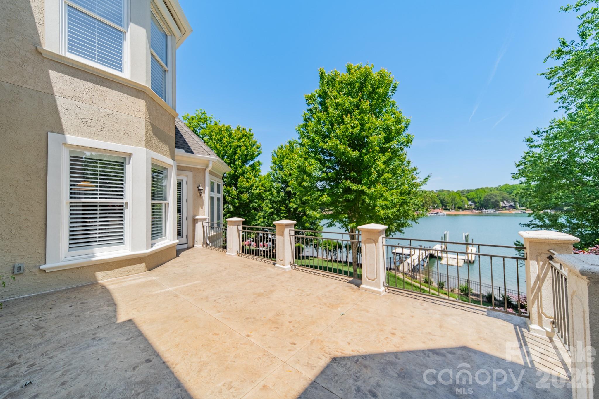 main property photo 32