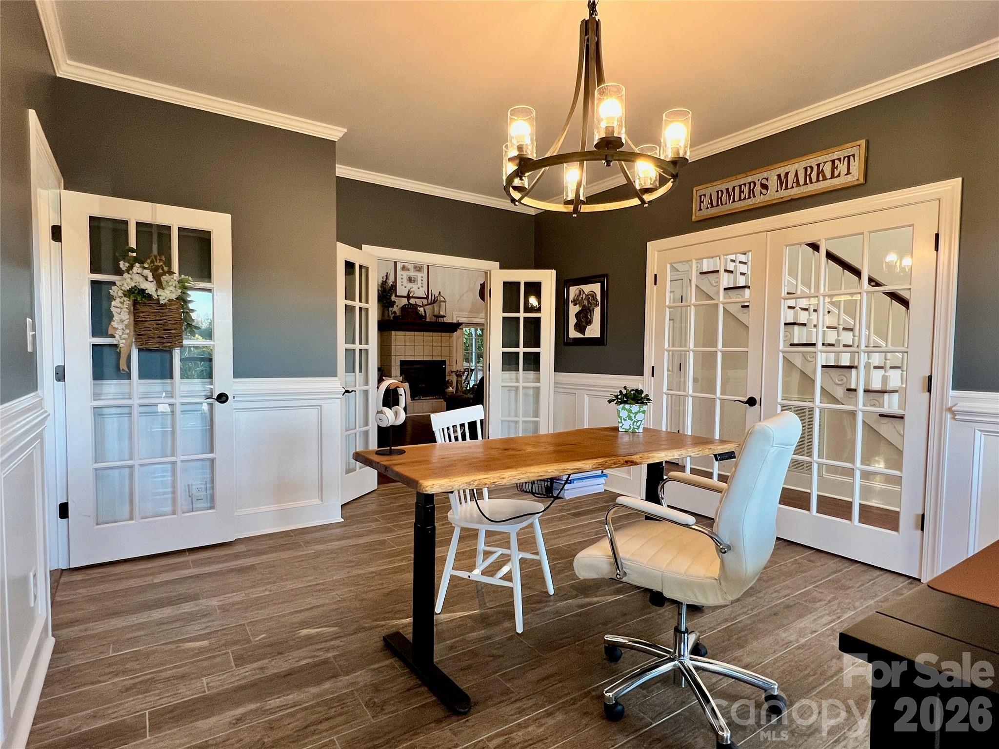 main property photo 11