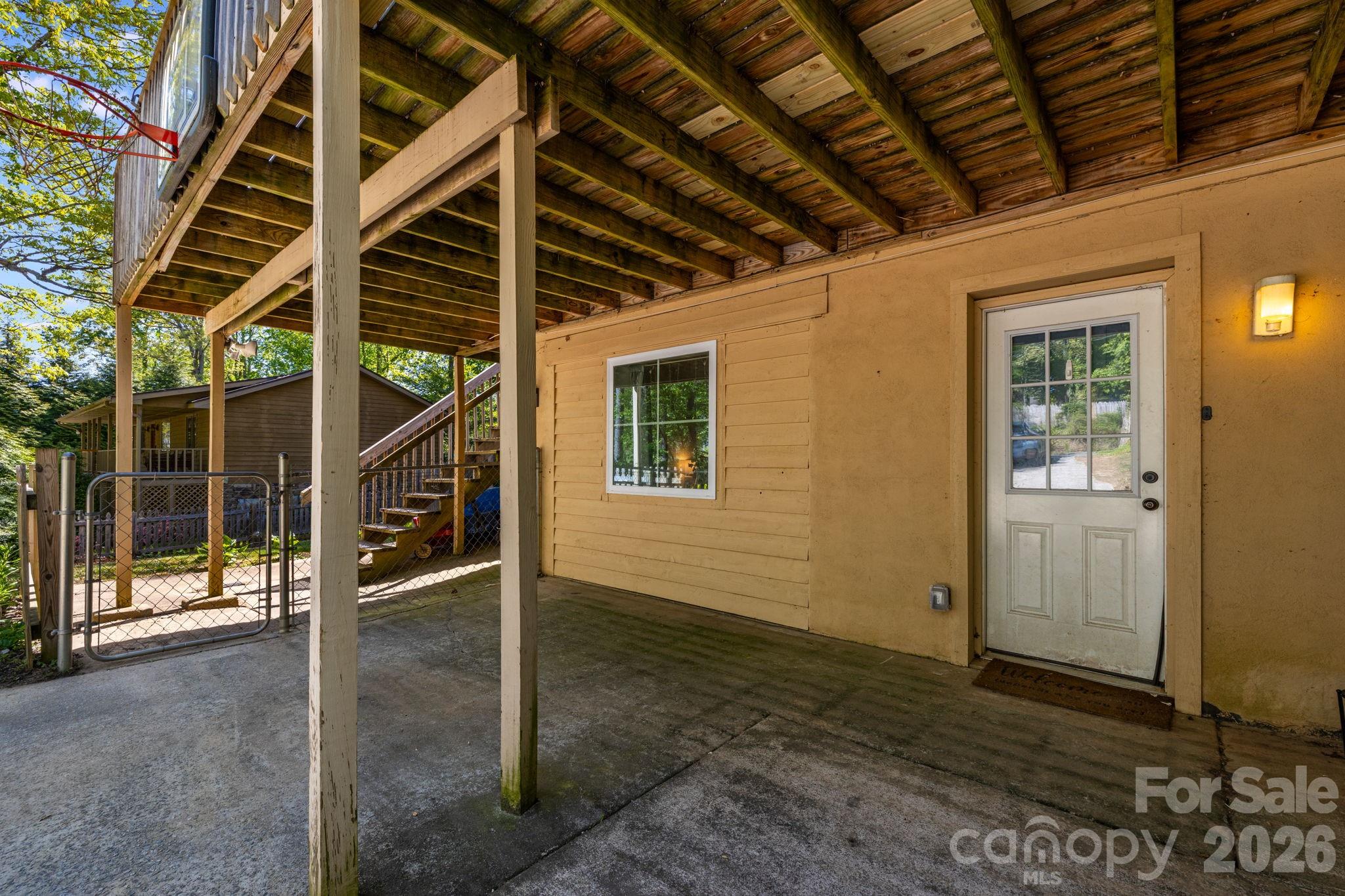 main property photo 39