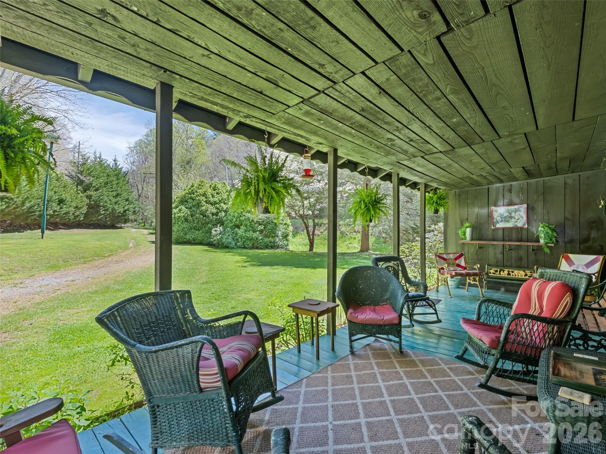 main property photo 20