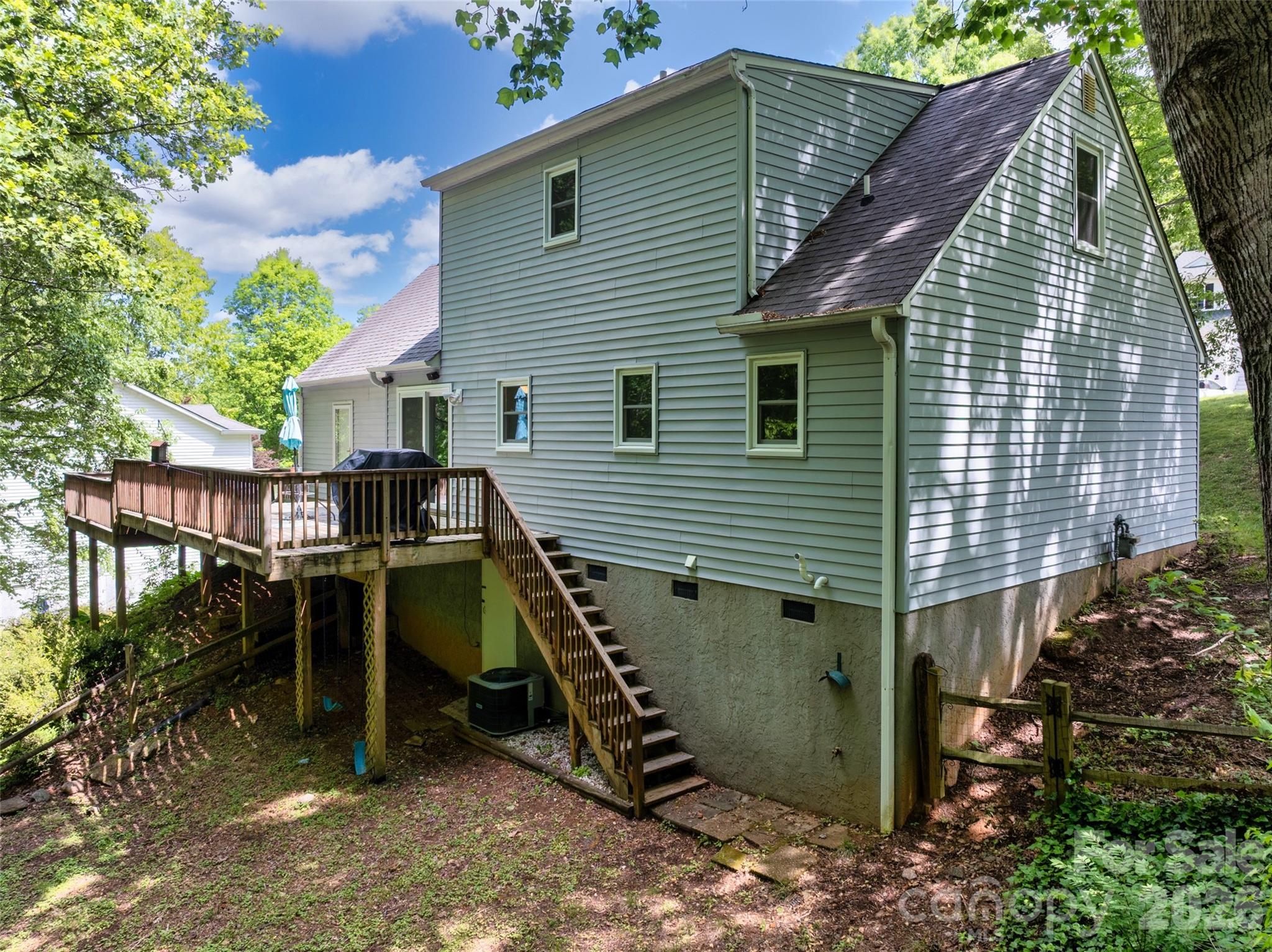main property photo 47
