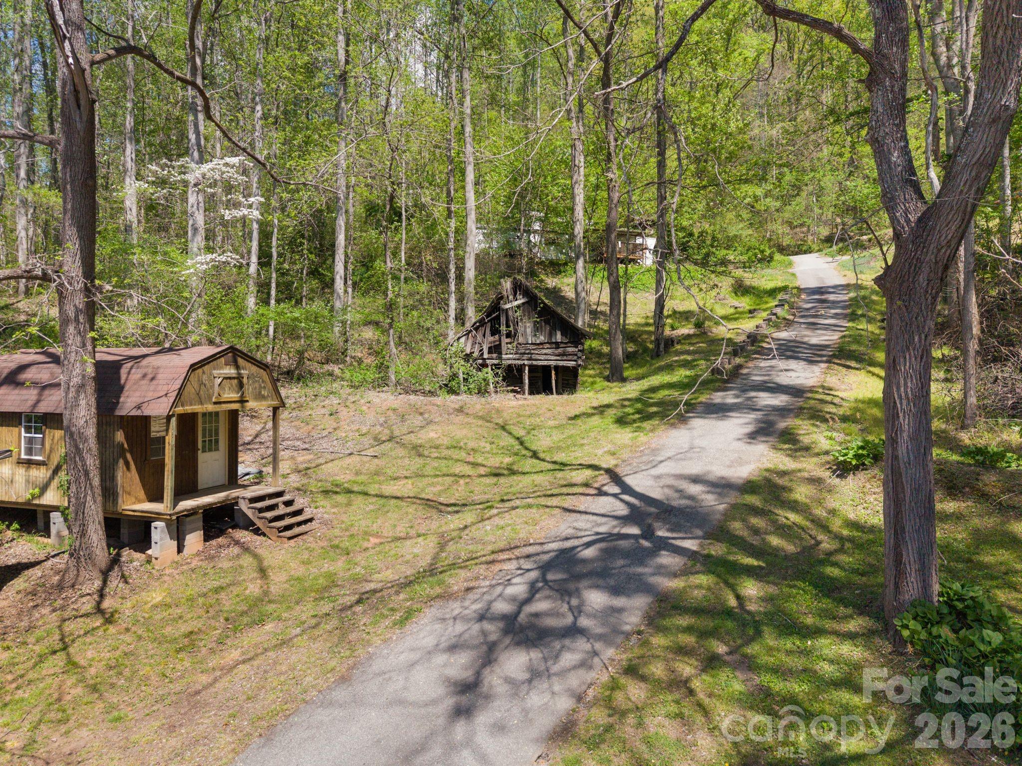 main property photo 15