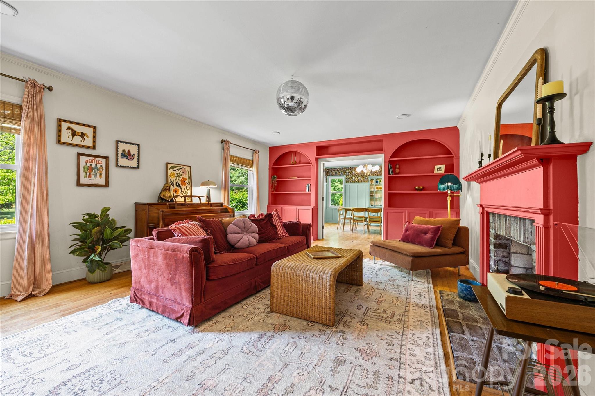 main property photo 6