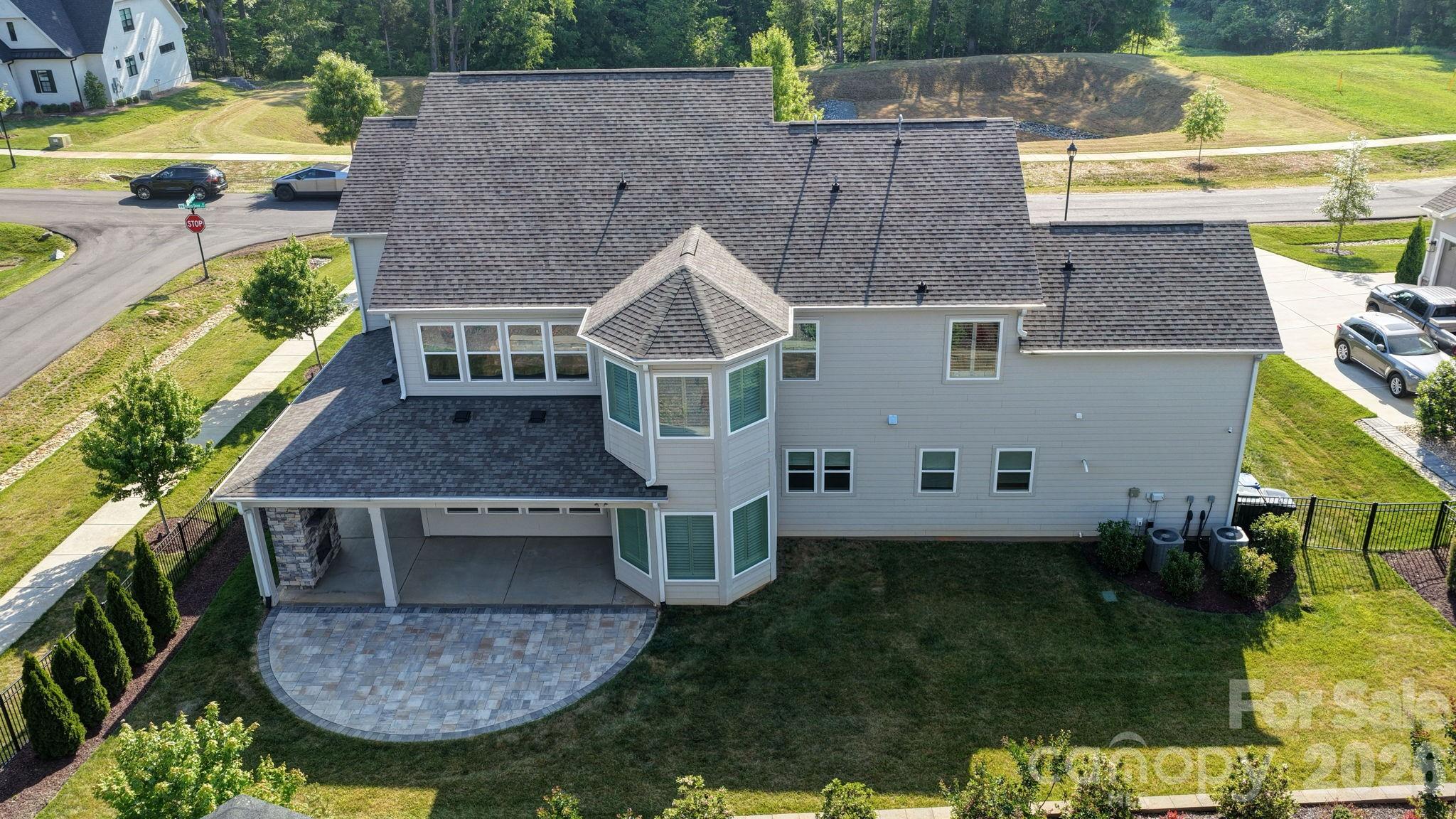 main property photo 44