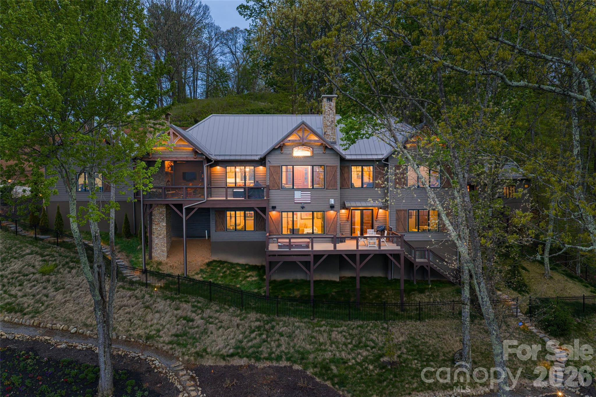 main property photo 45