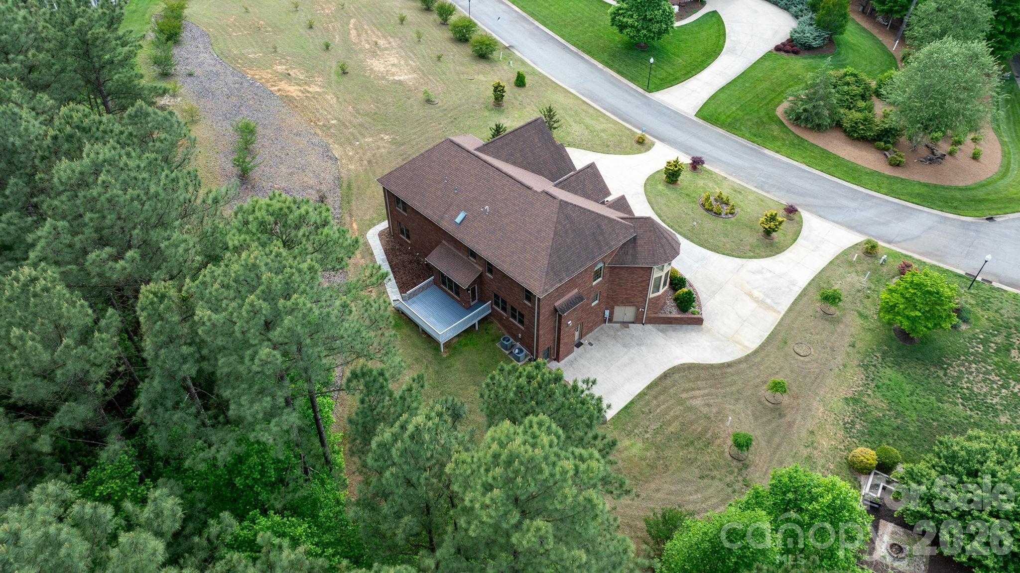 main property photo 43