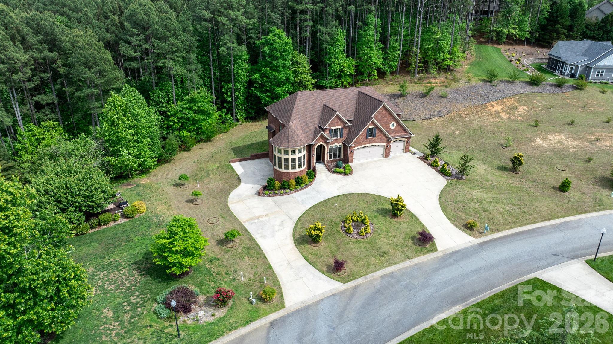 main property photo 45