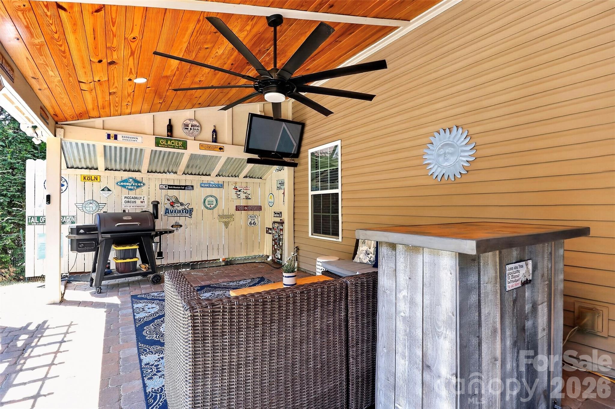 main property photo 36