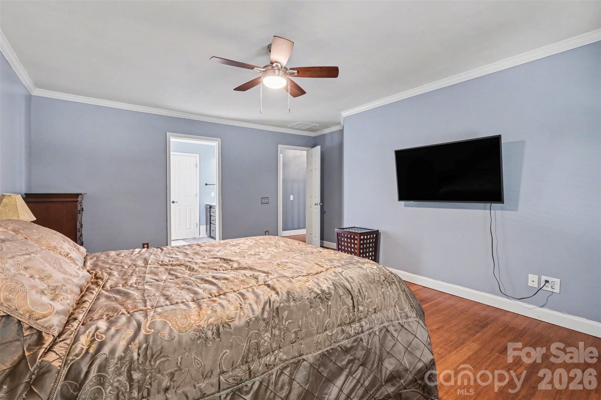 main property photo 18