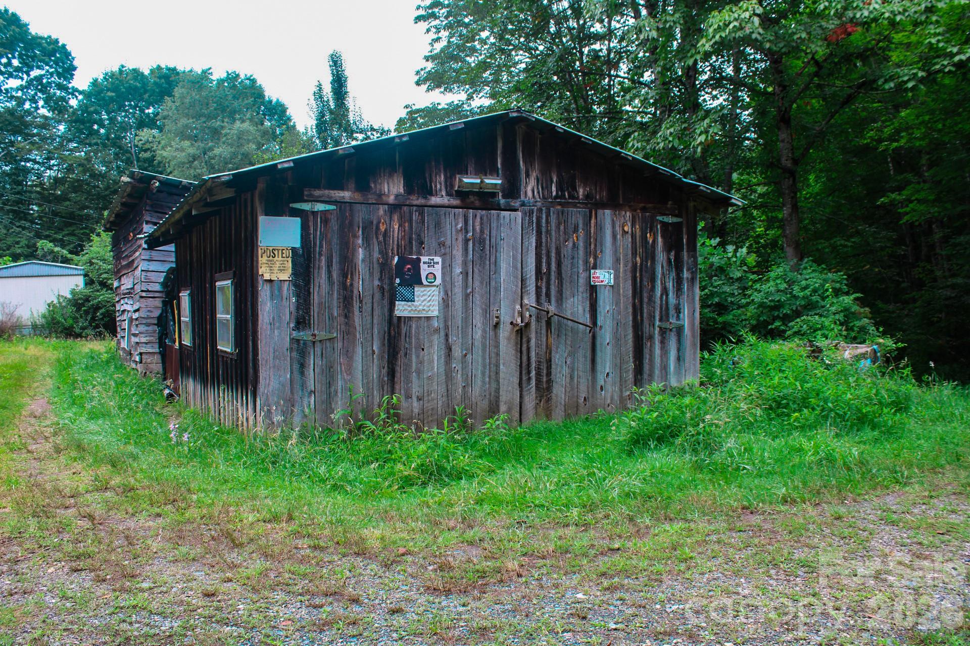 main property photo 33