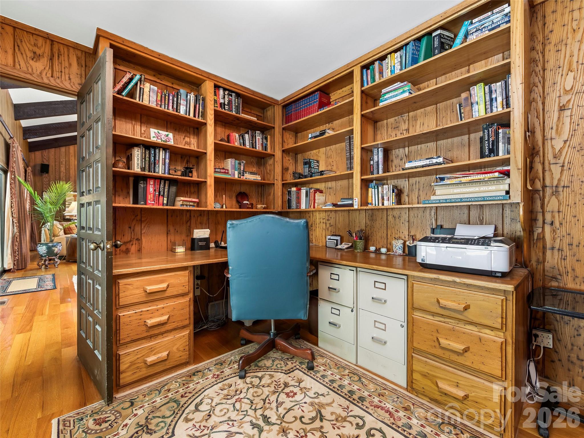 main property photo 16
