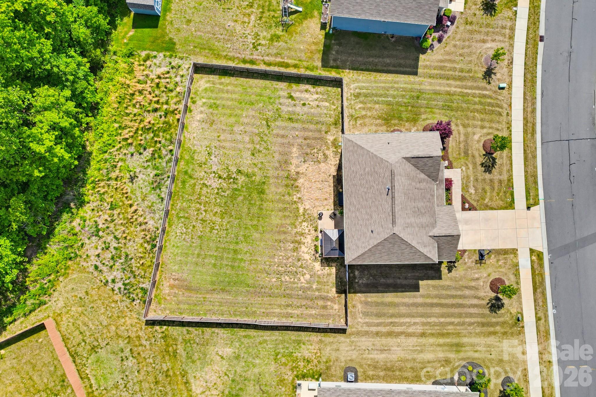 main property photo 46