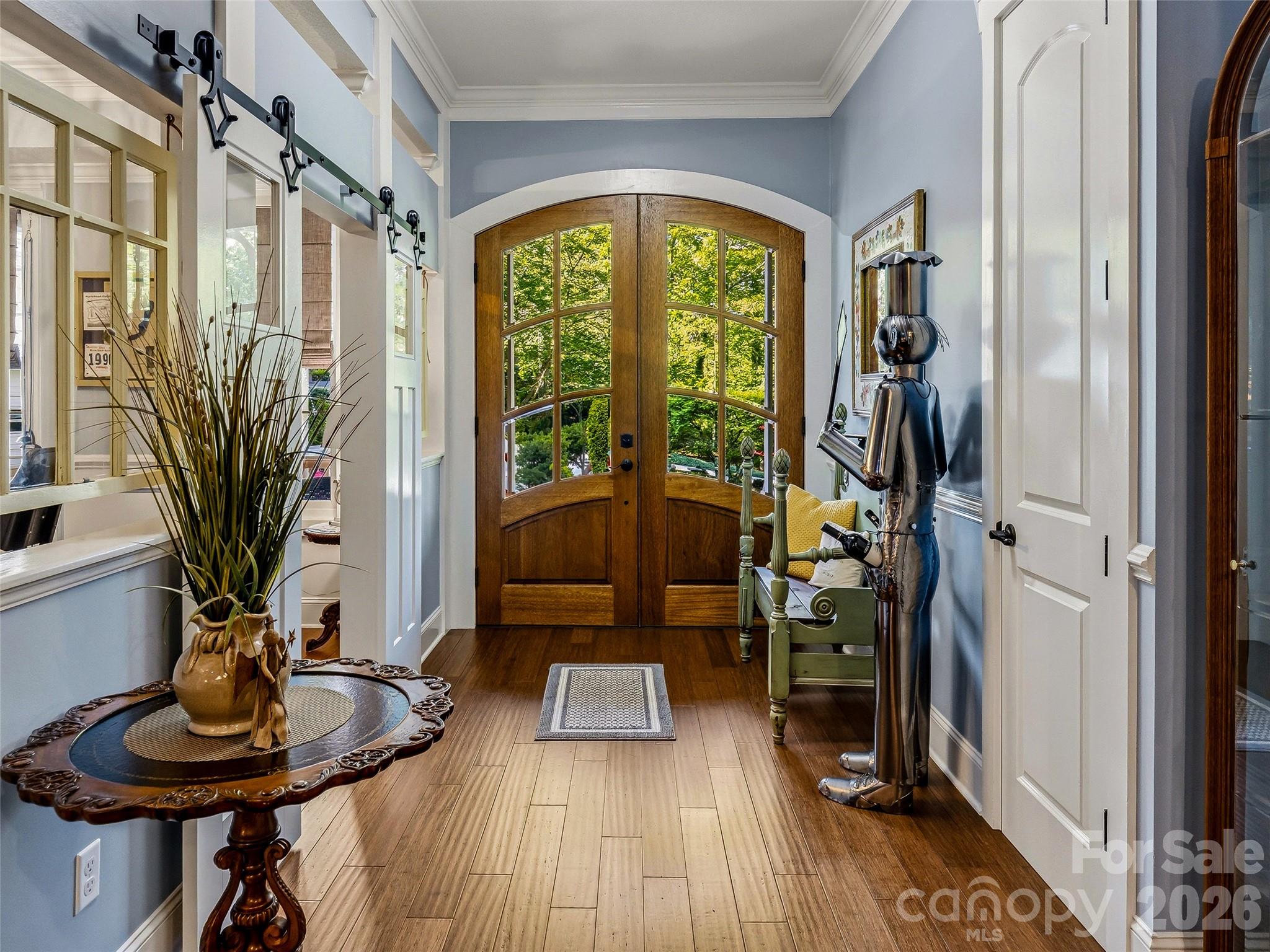 main property photo 6