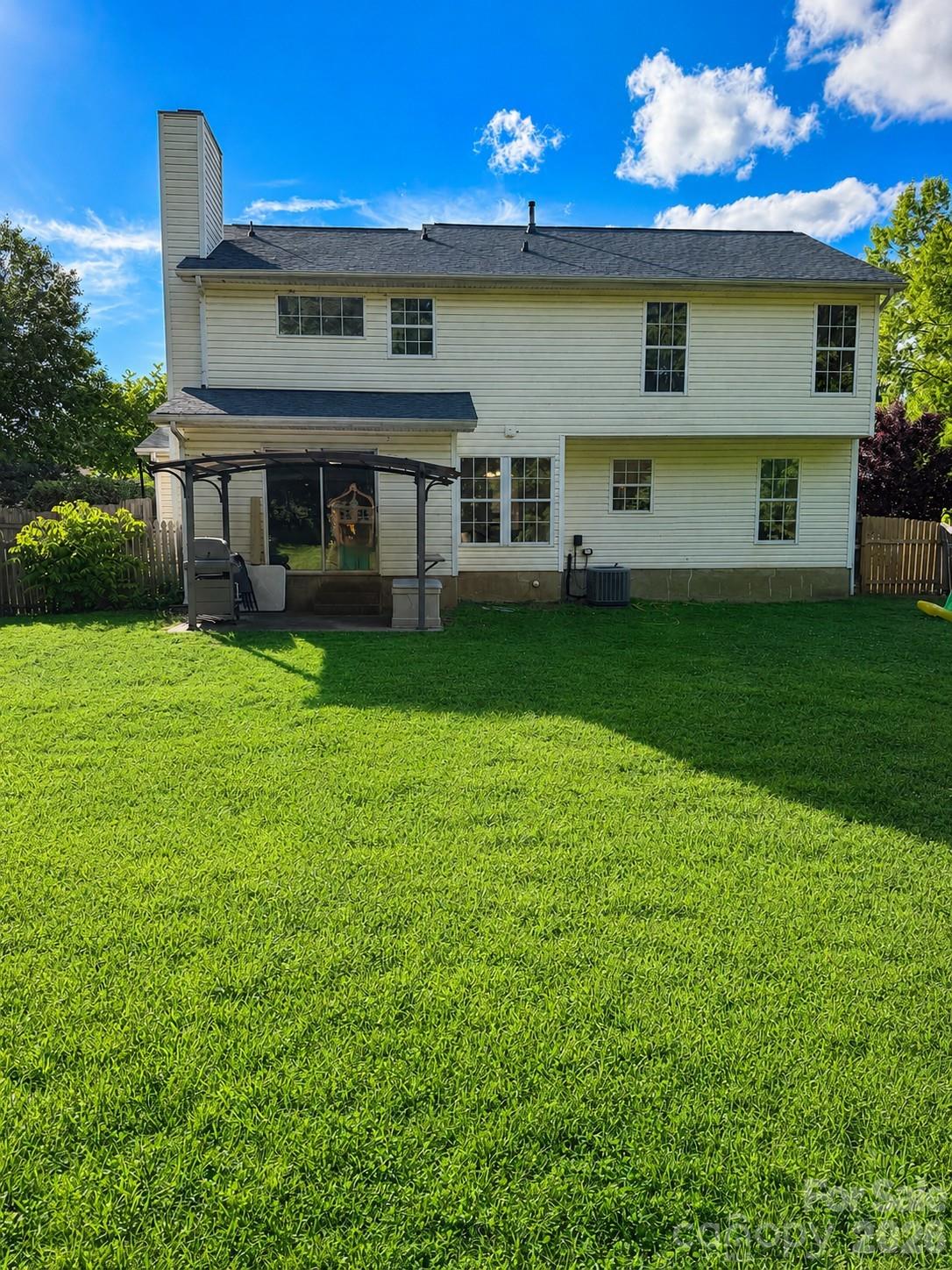 main property photo 27