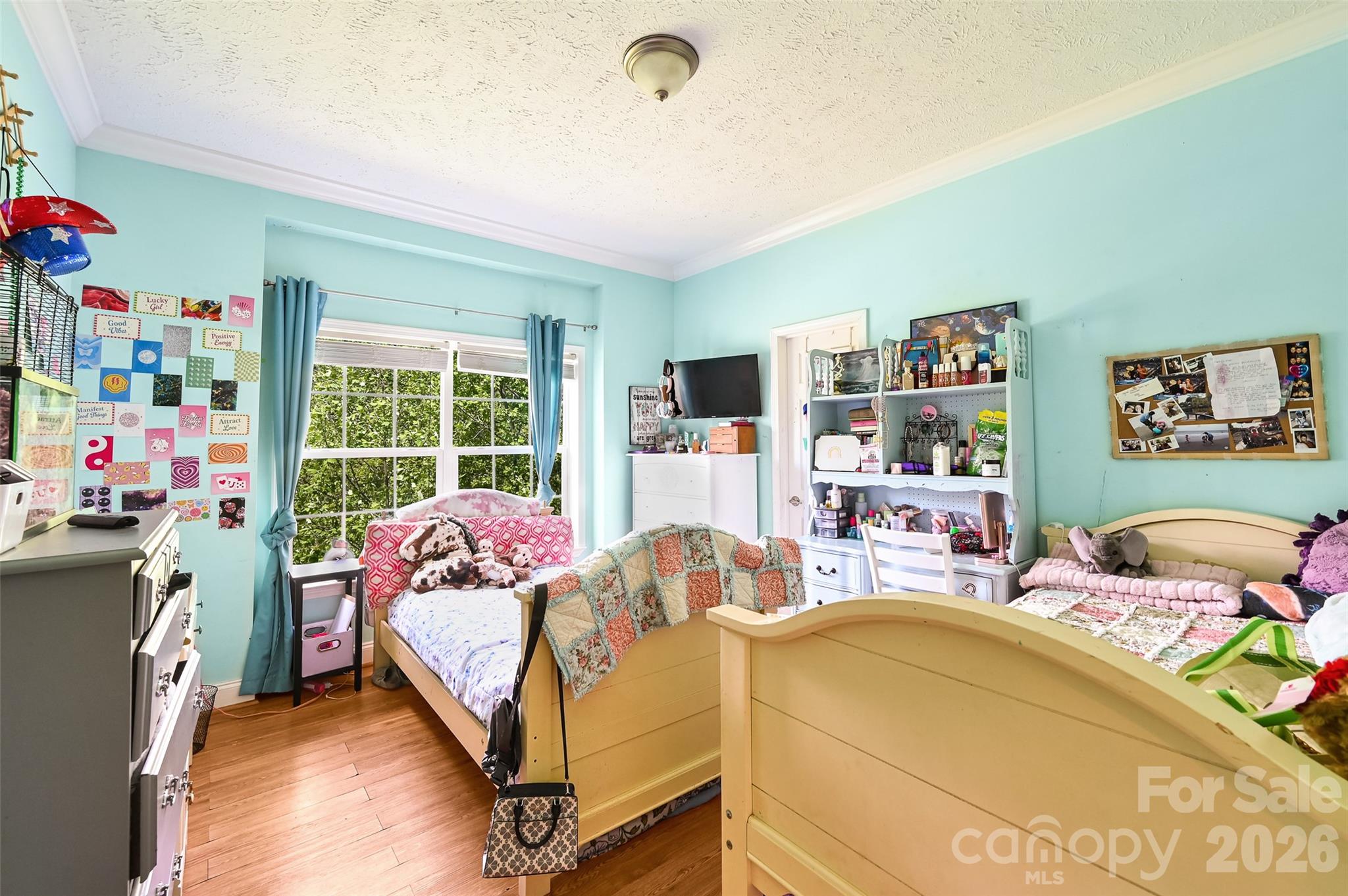 main property photo 15