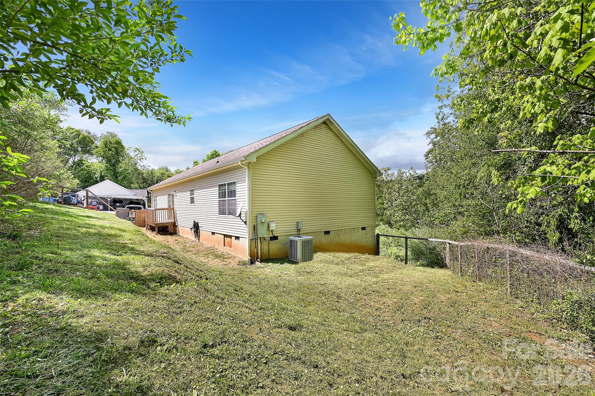 main property photo 20