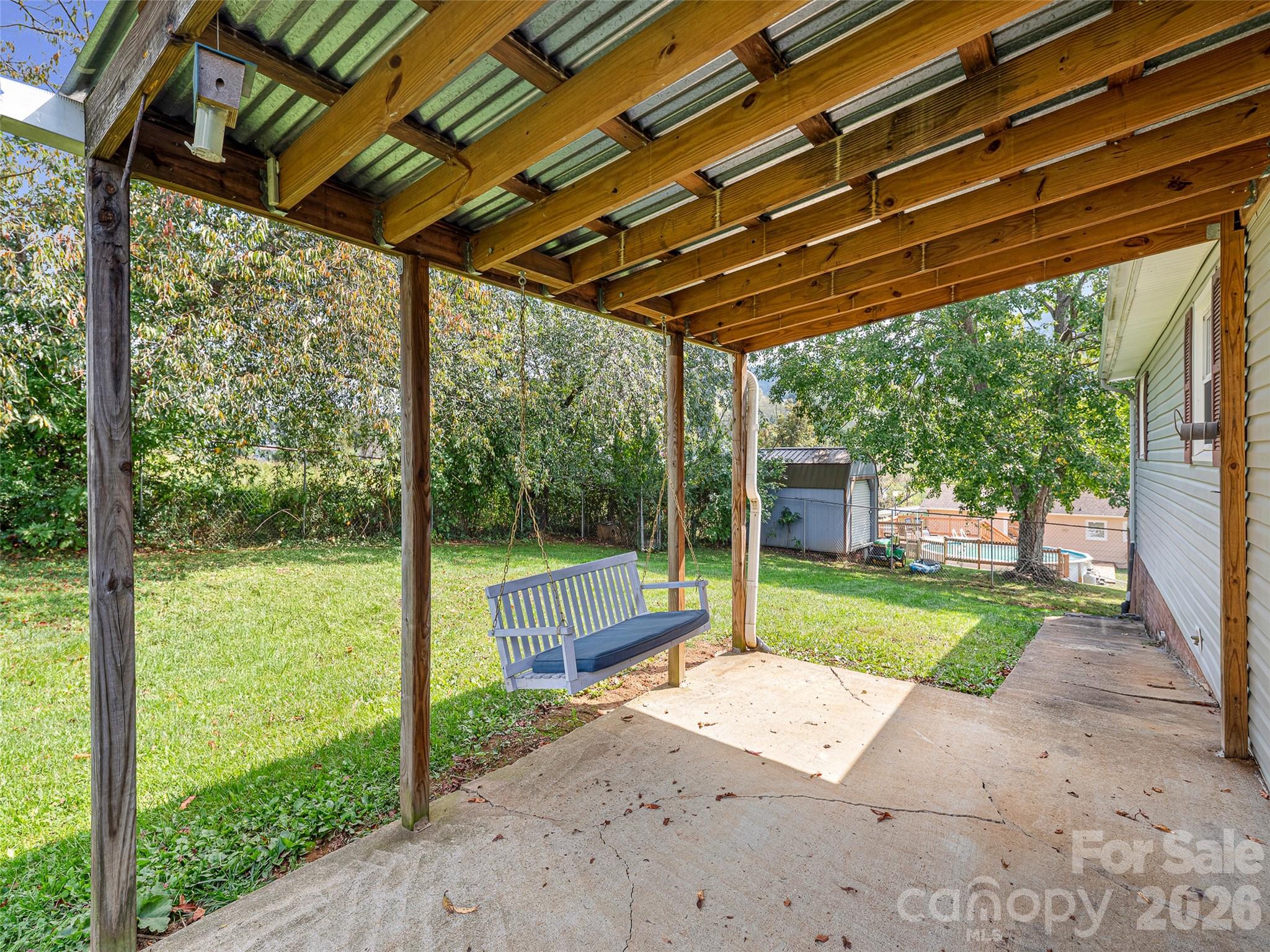 main property photo 27