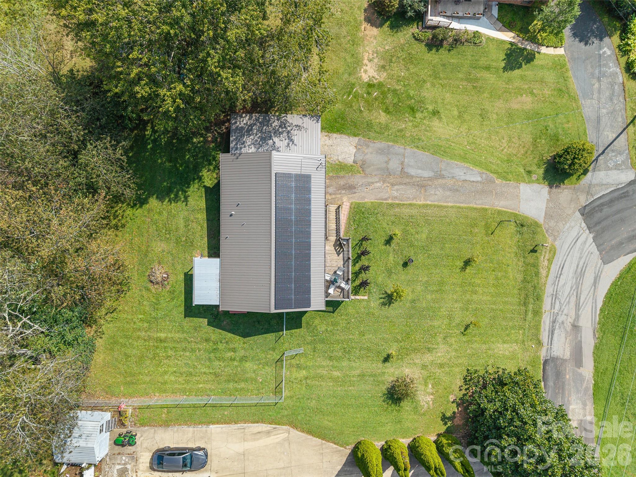 main property photo 41