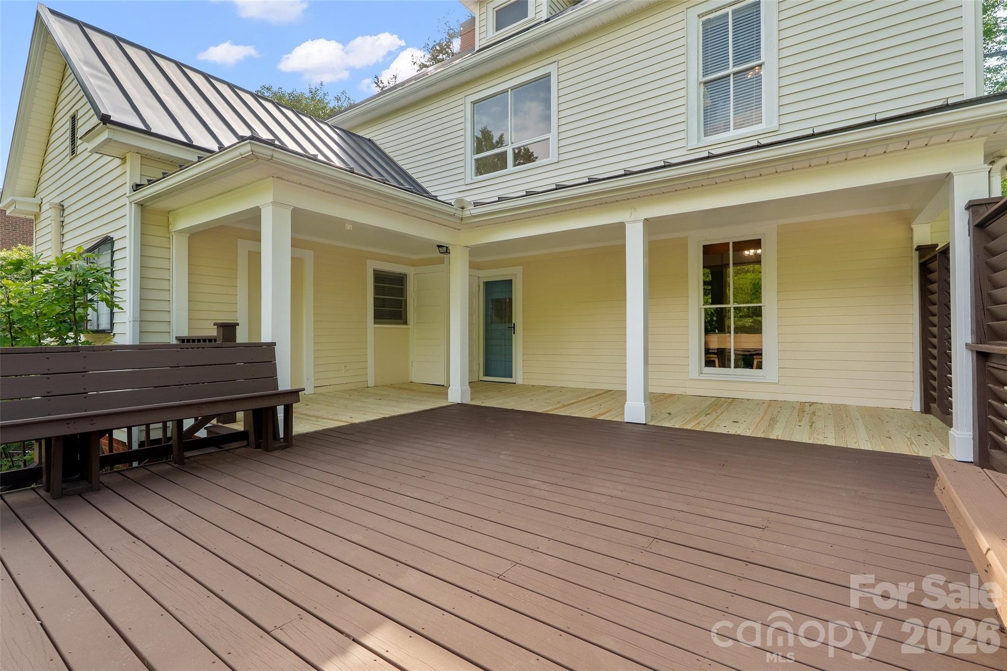 main property photo 44