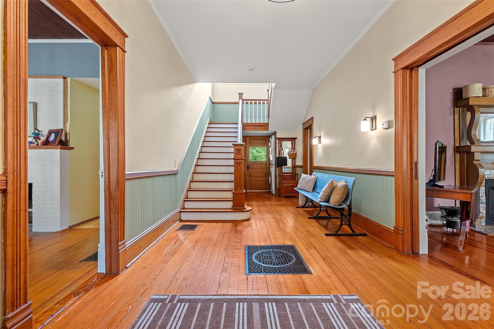 main property photo 9