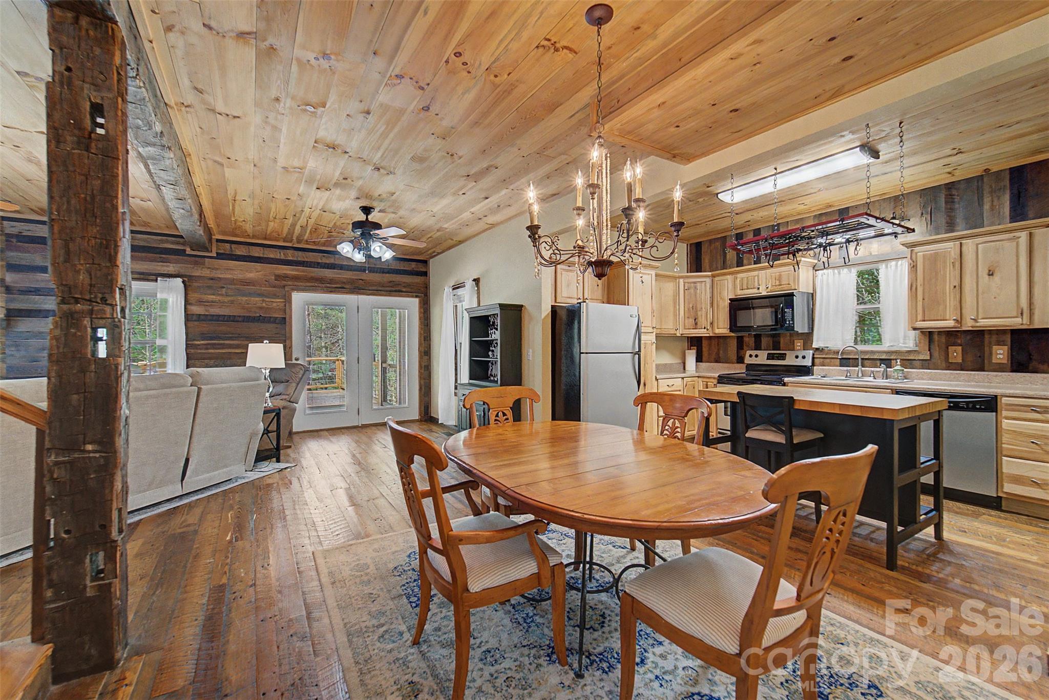 main property photo 17