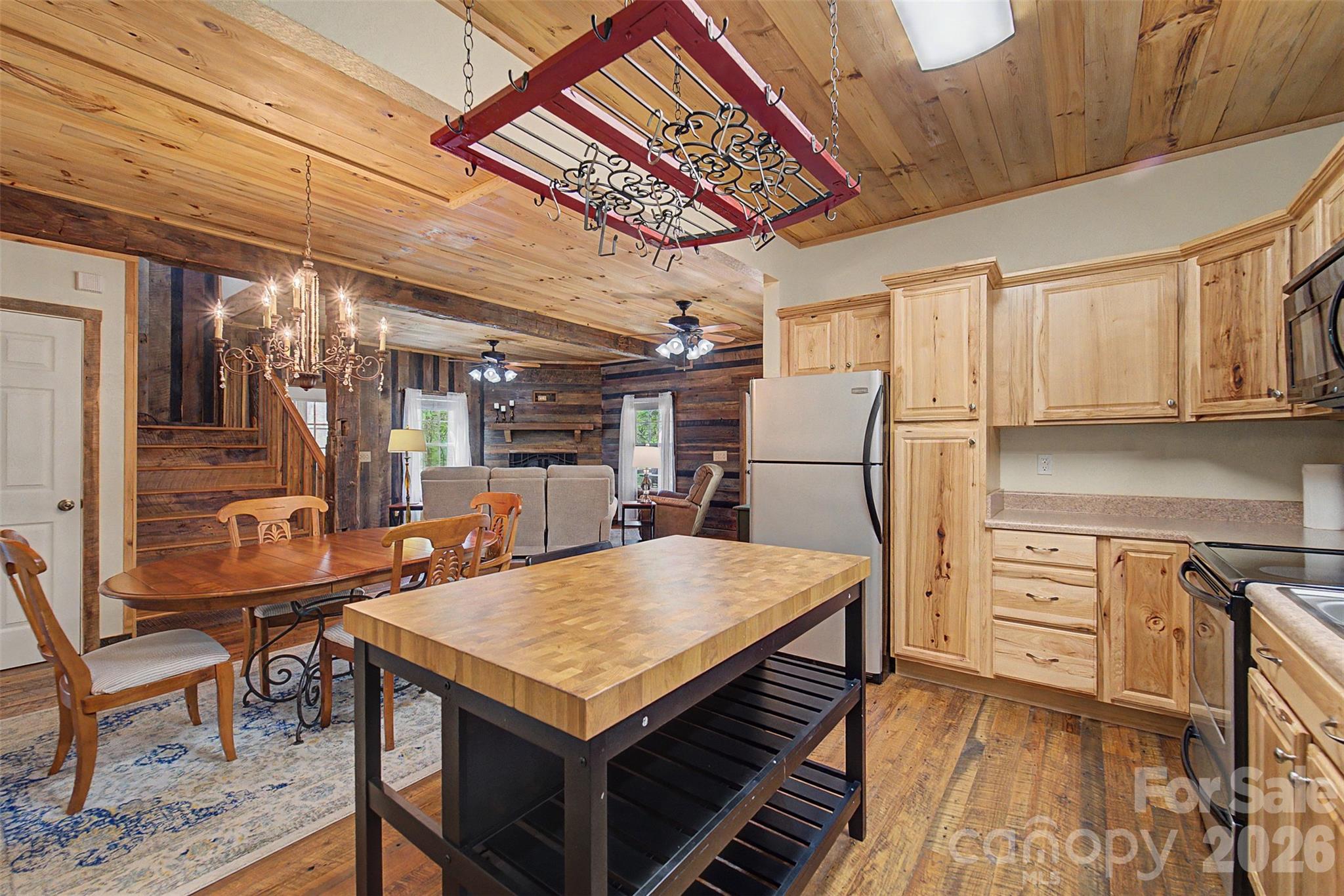 main property photo 20