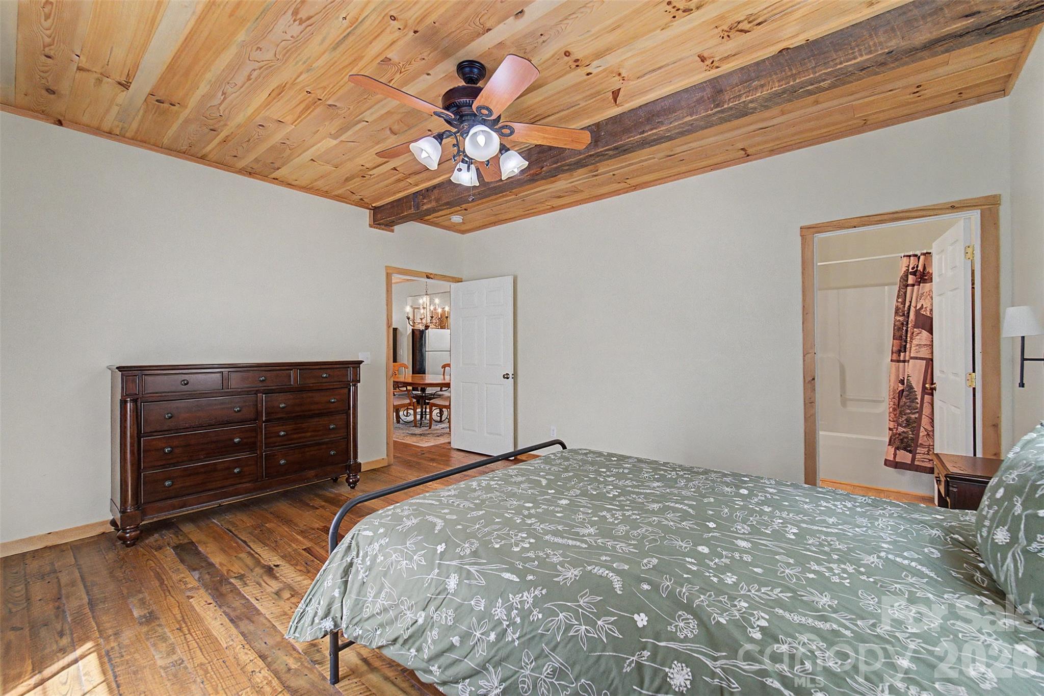main property photo 25