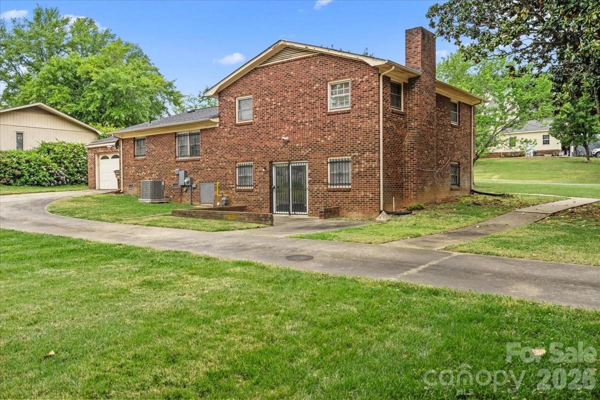 main property photo 26