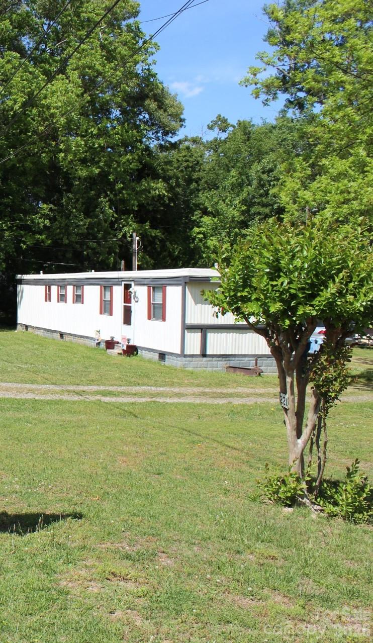 main property photo 8