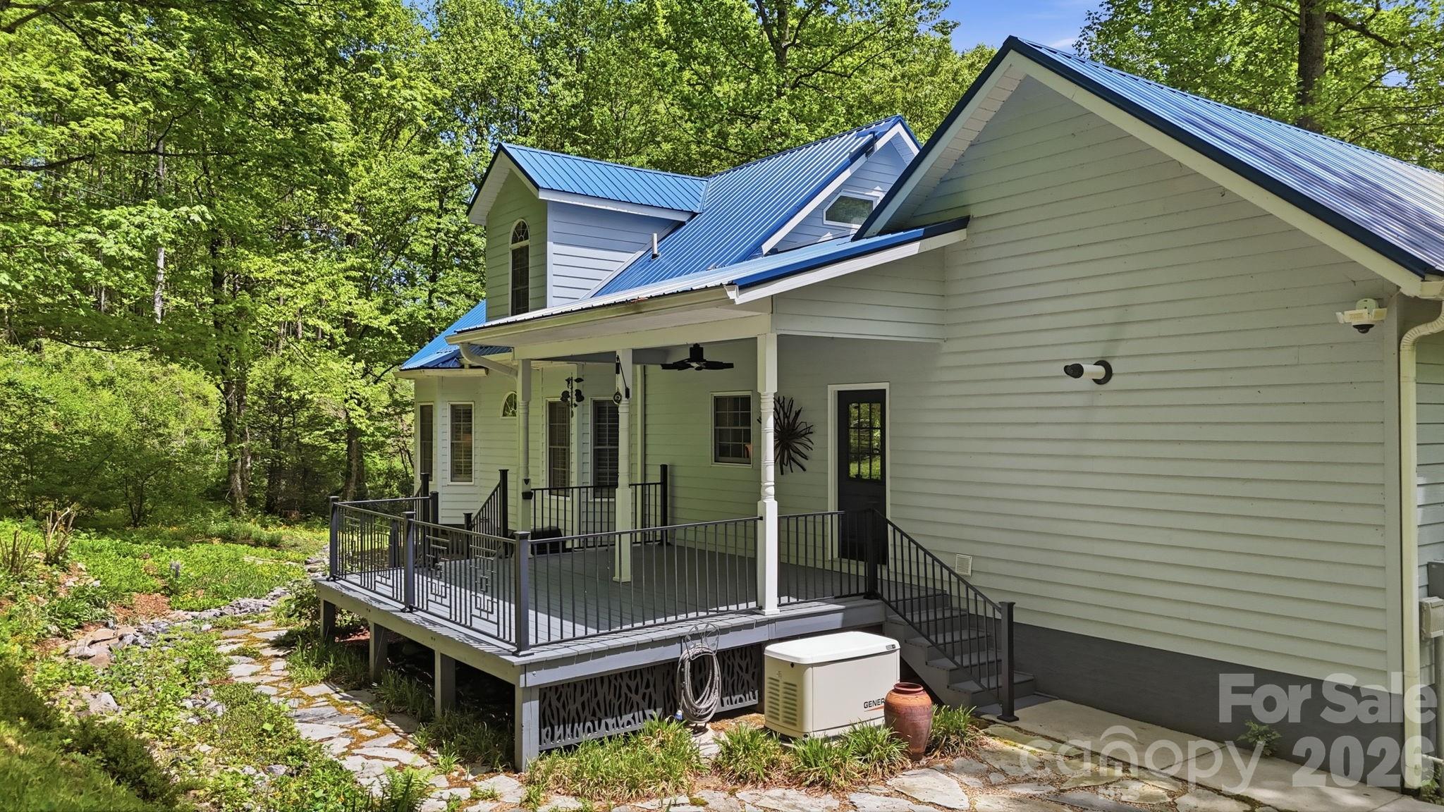 main property photo 34