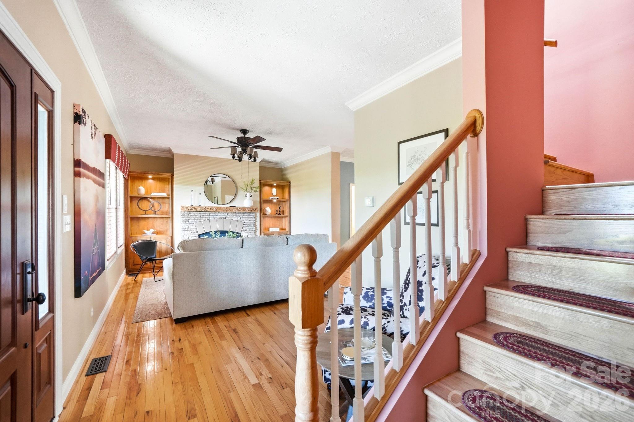 main property photo 25