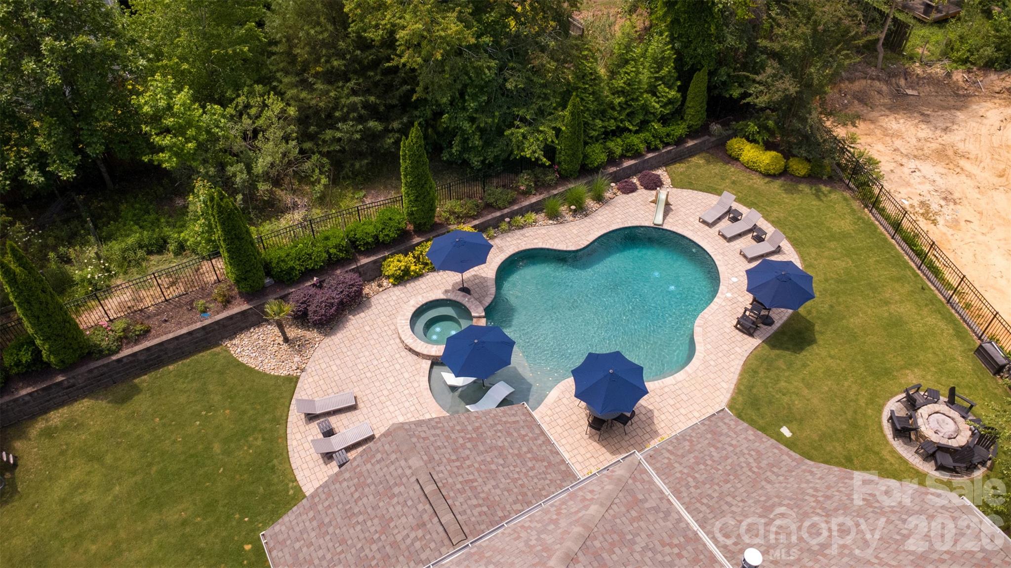 main property photo 45