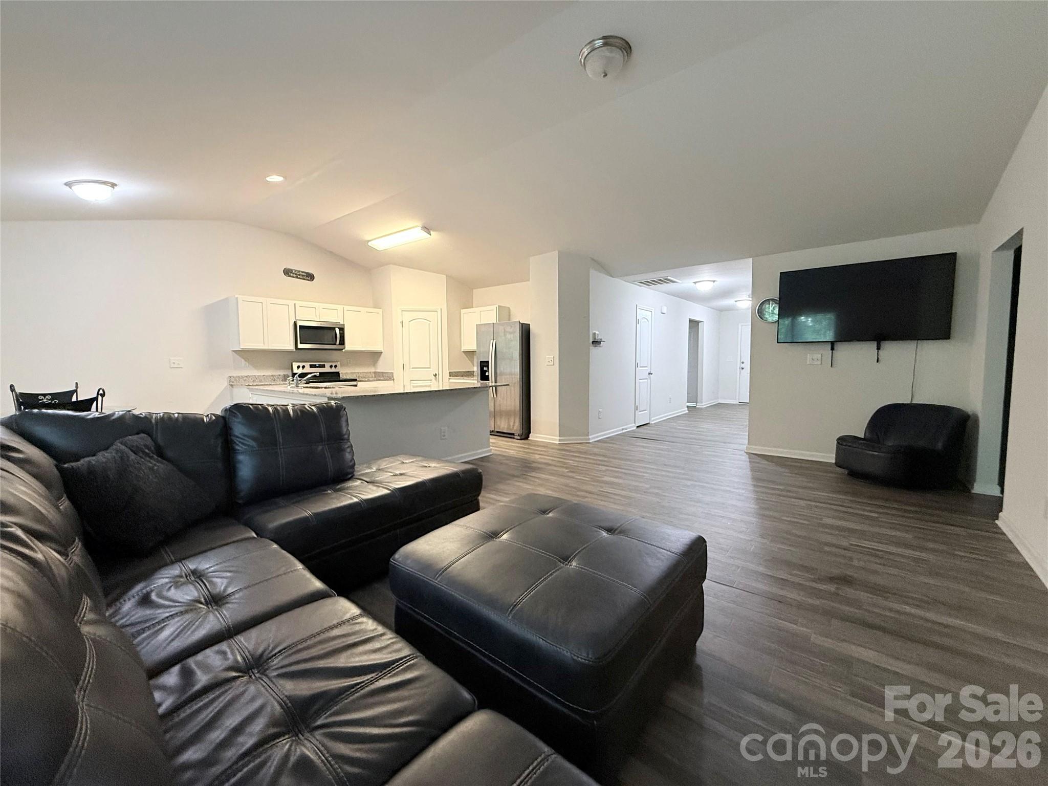 property viewer photo 10