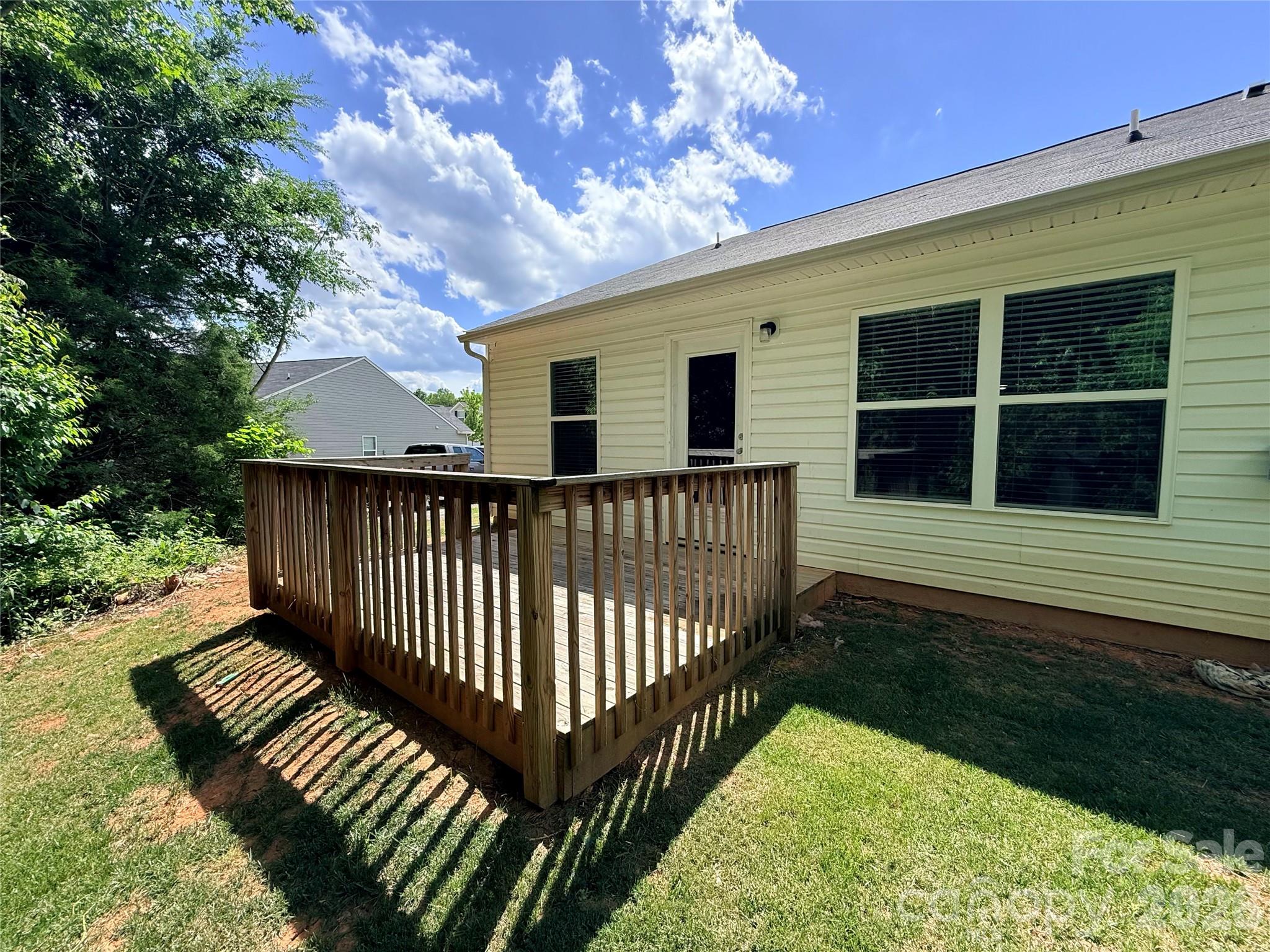 property viewer photo 37