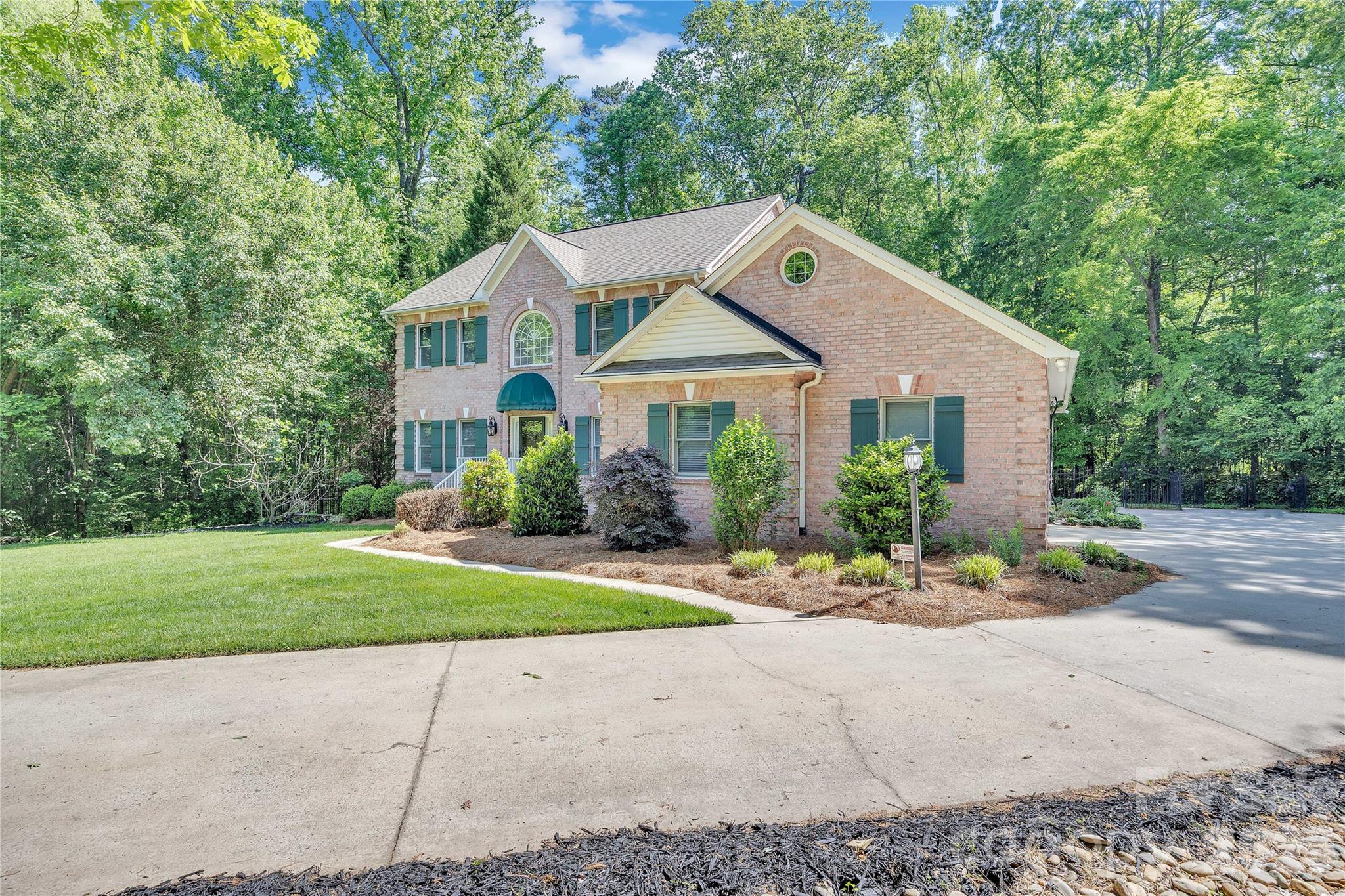 main property photo 26