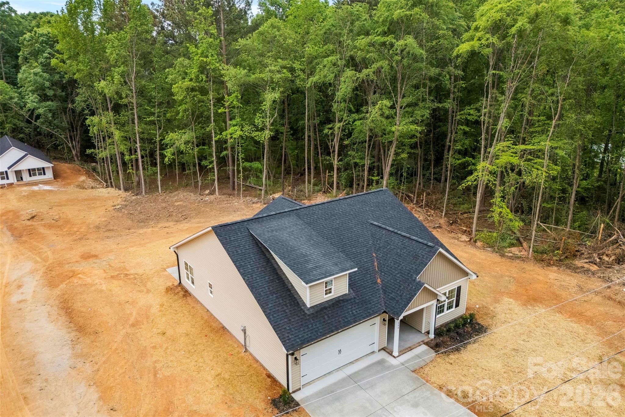 main property photo 35