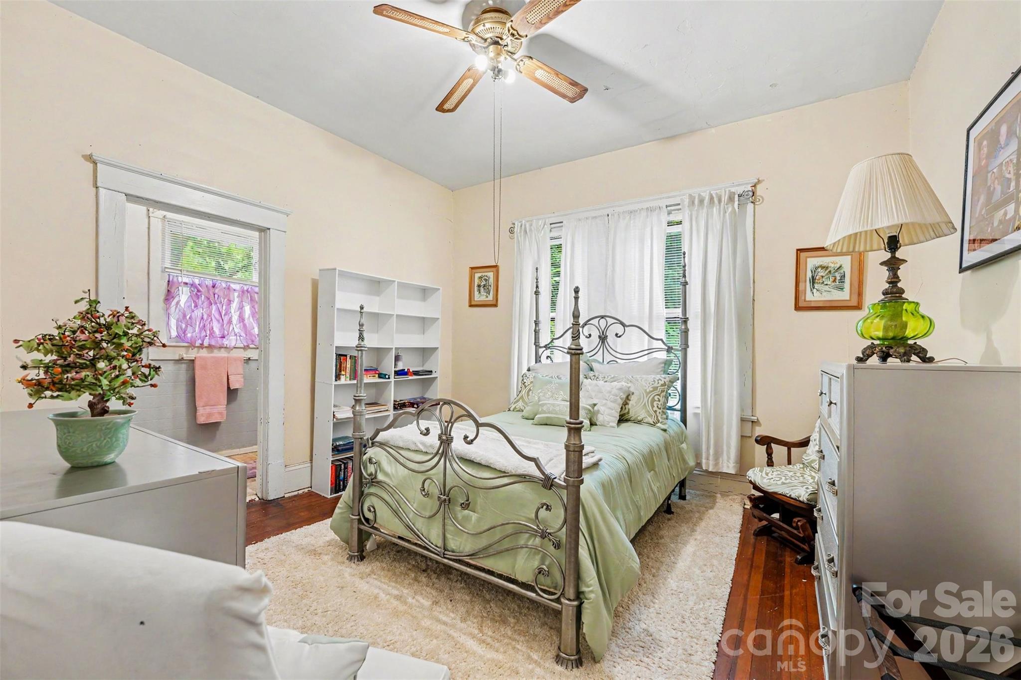 main property photo 20
