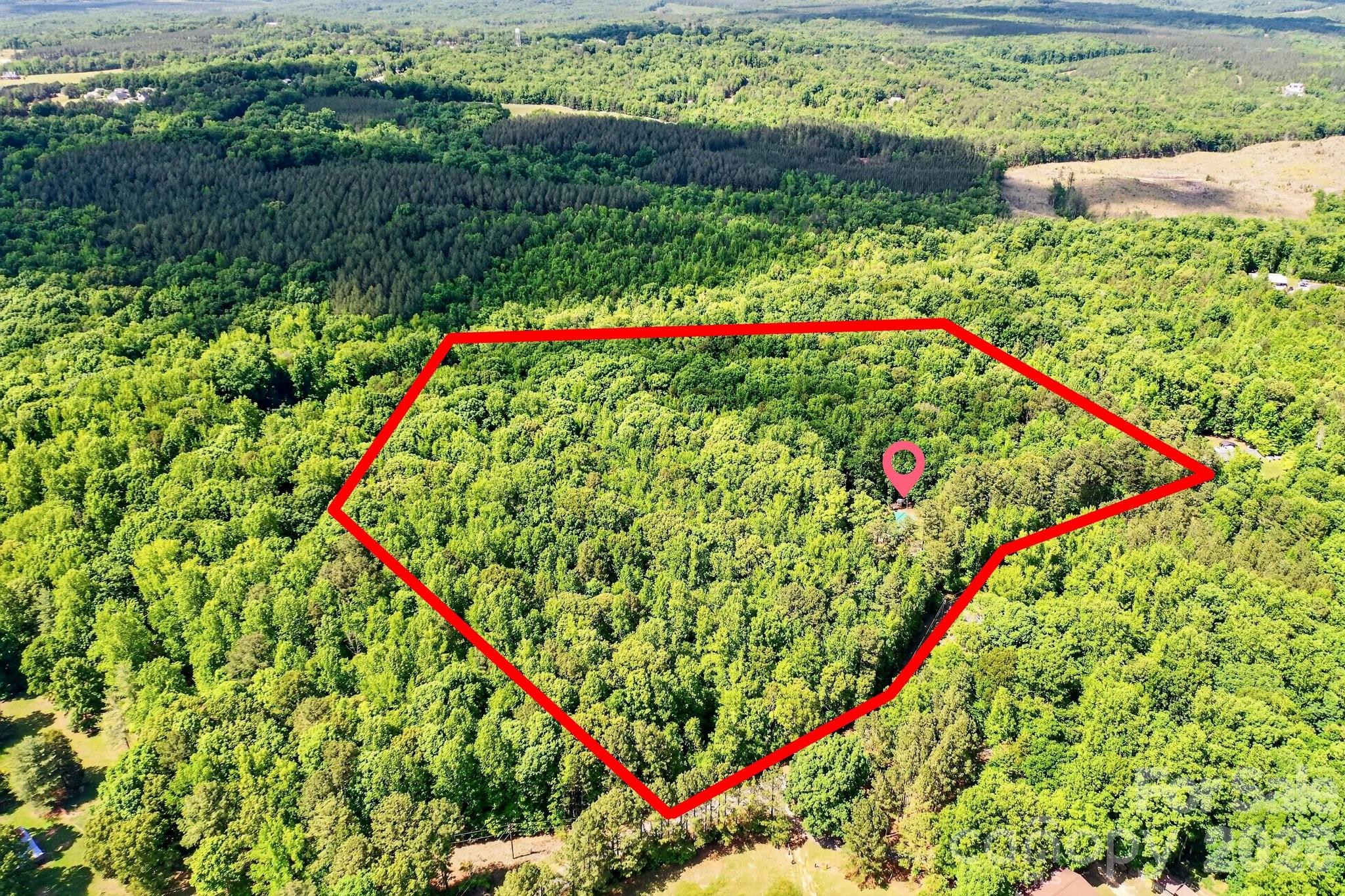 main property photo 40