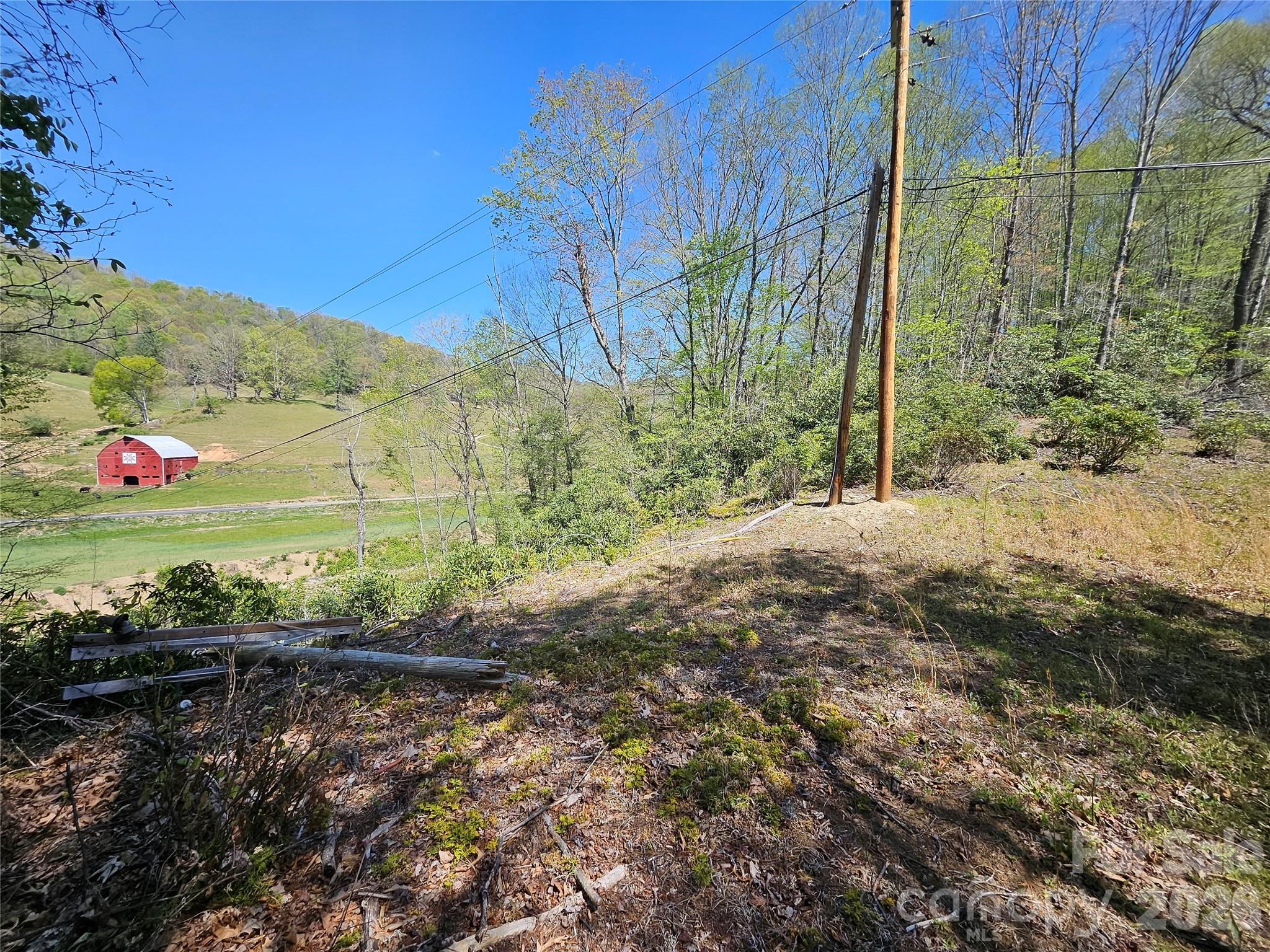 main property photo 32